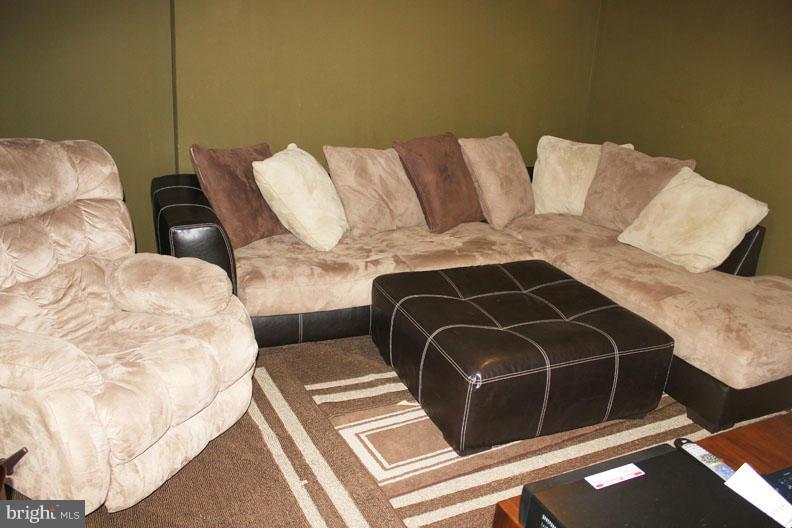 STEDWICK TOWNHOUSES - Residential