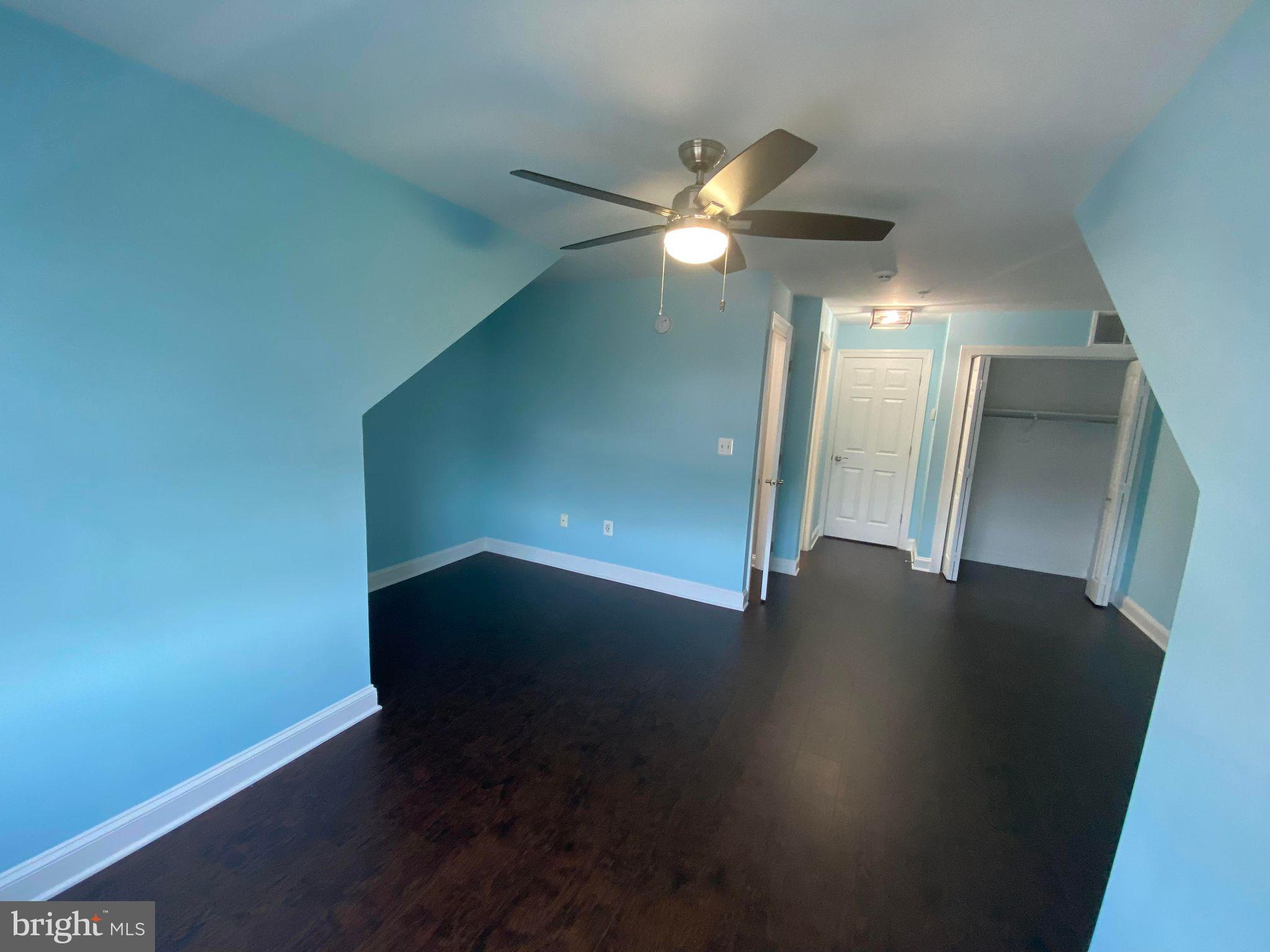 TOWNES OF SHIRLINGTON - Residential Lease