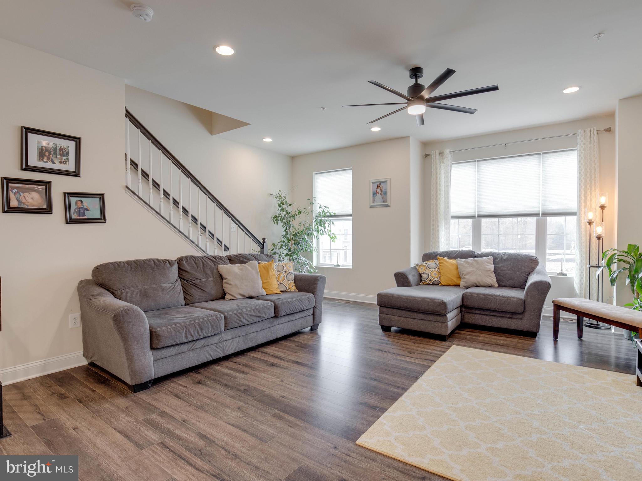 SPRING CREEK - Residential