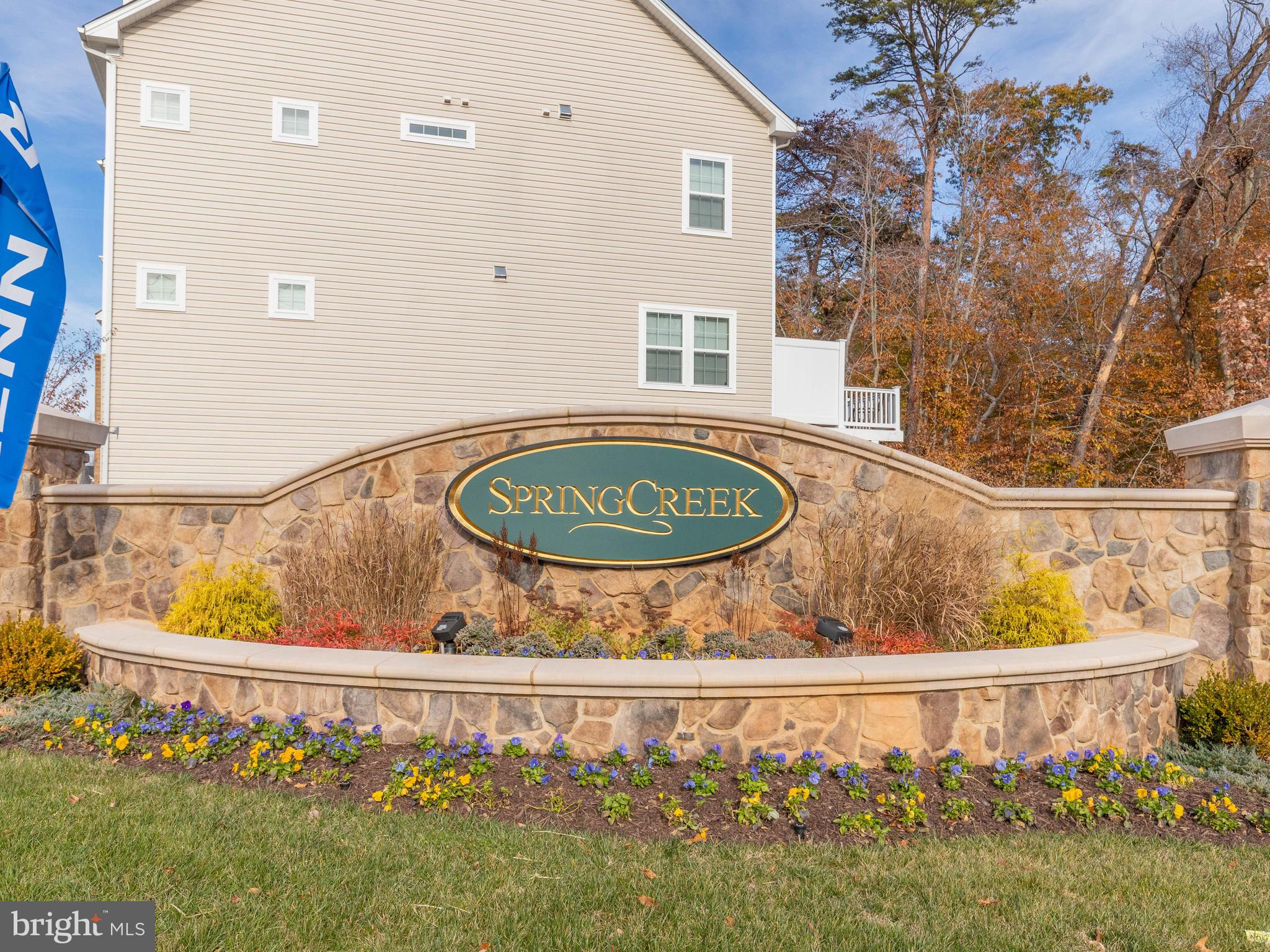 SPRING CREEK - Residential