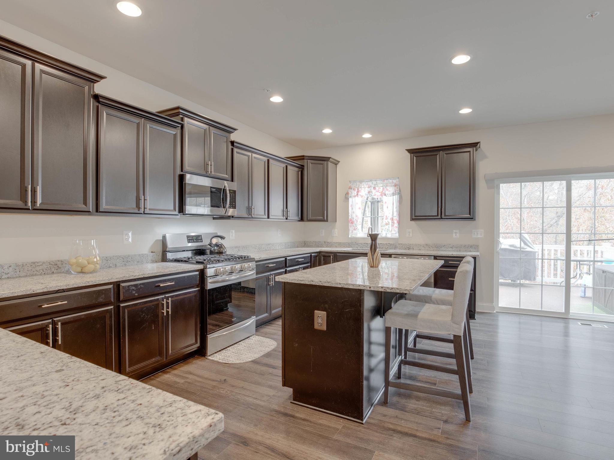 SPRING CREEK - Residential