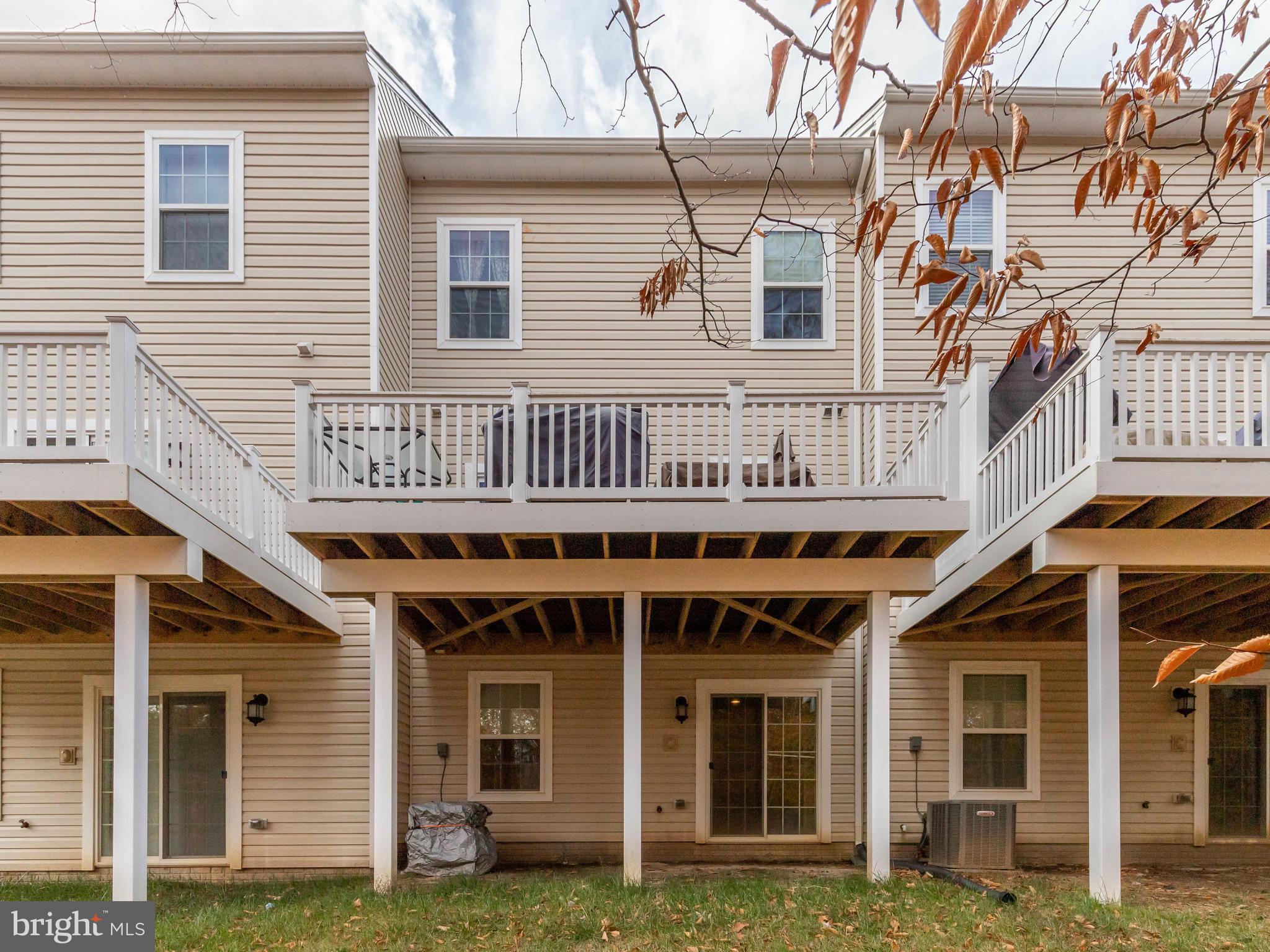 SPRING CREEK - Residential