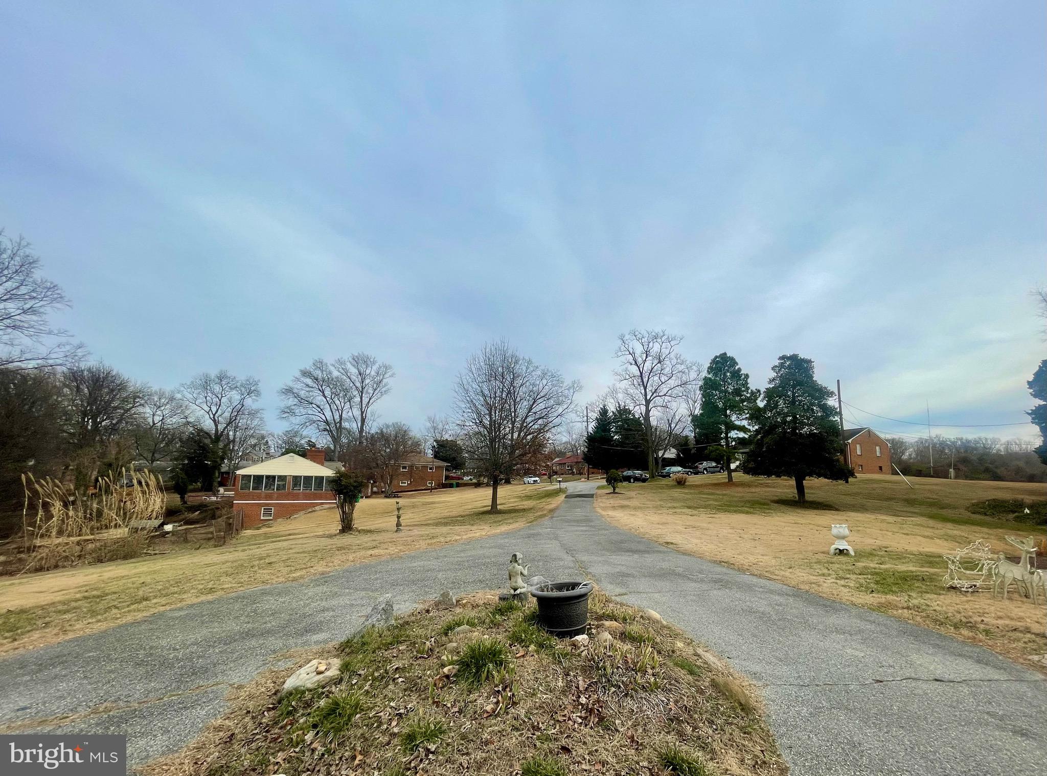 BARNABY VILLAGE - Residential