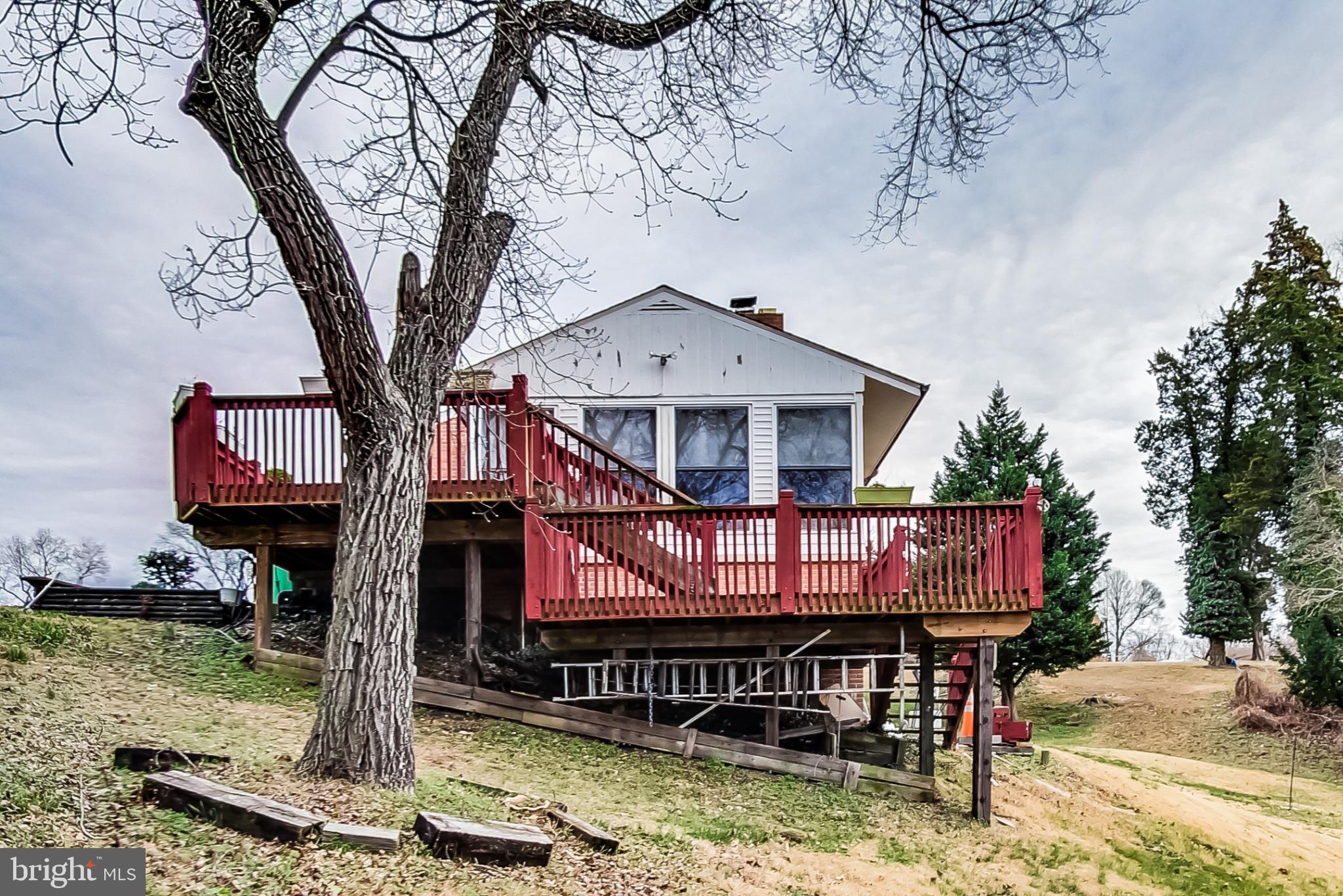 BARNABY VILLAGE - Residential