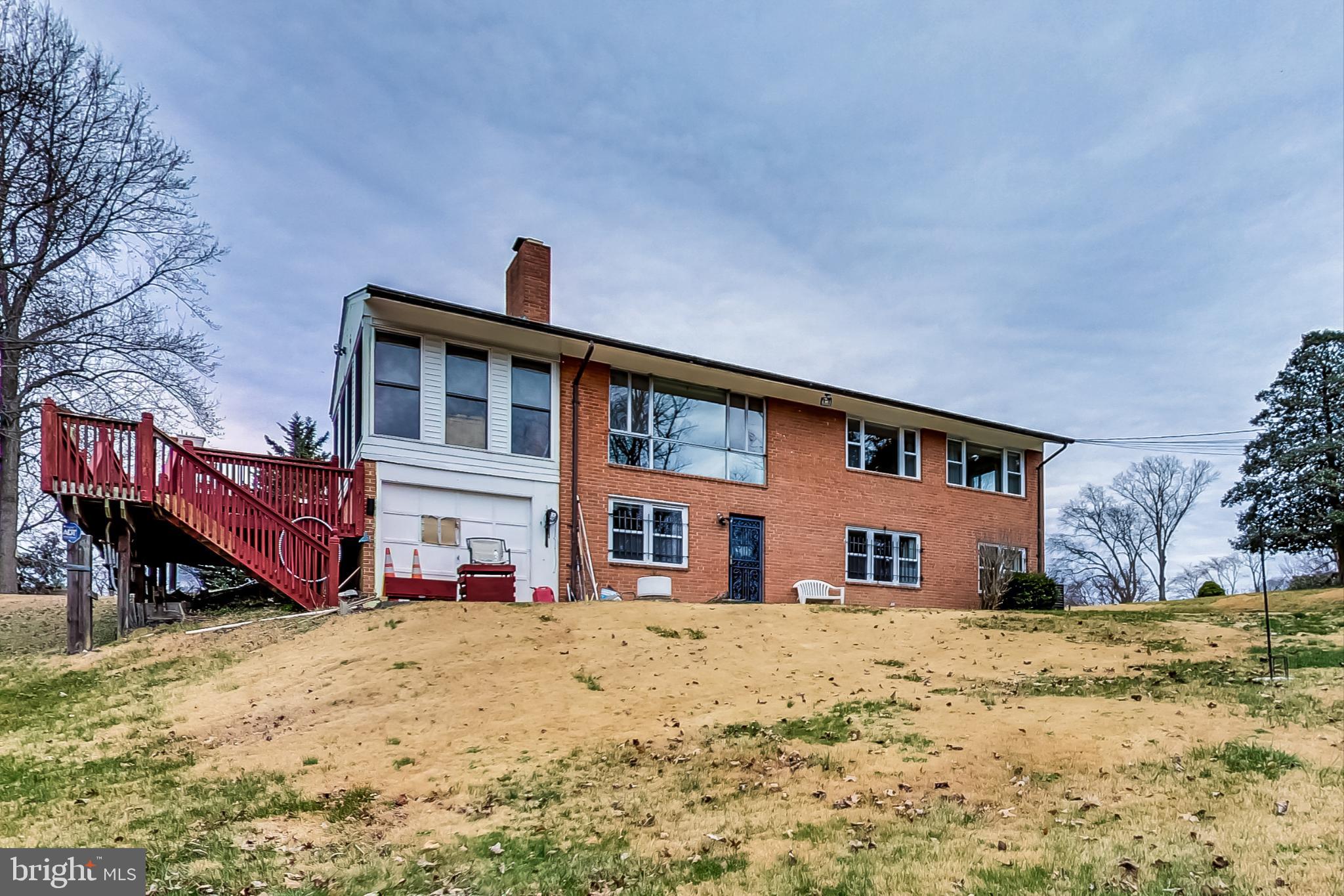 BARNABY VILLAGE - Residential