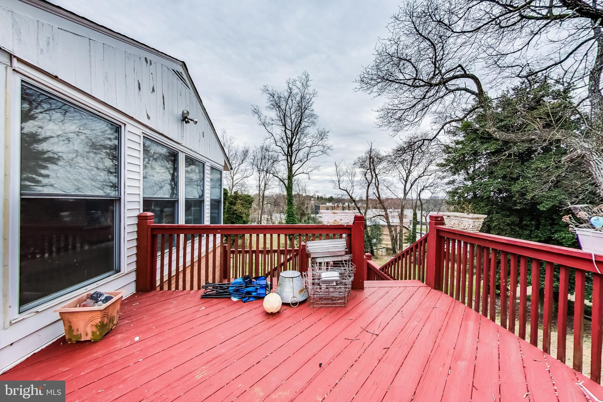 BARNABY VILLAGE - Residential