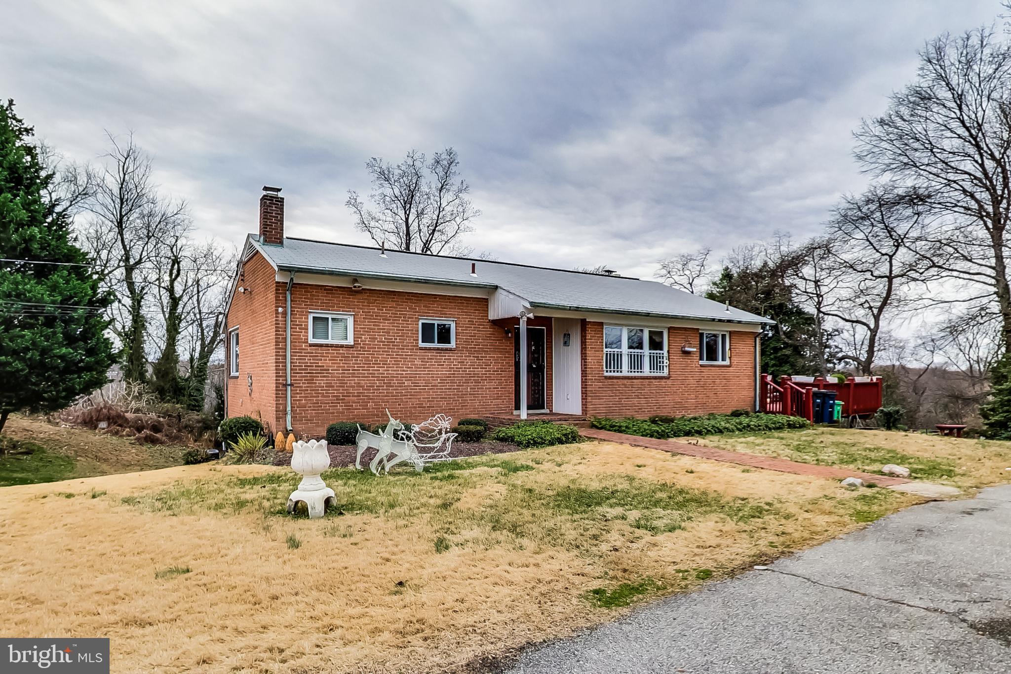 BARNABY VILLAGE - Residential