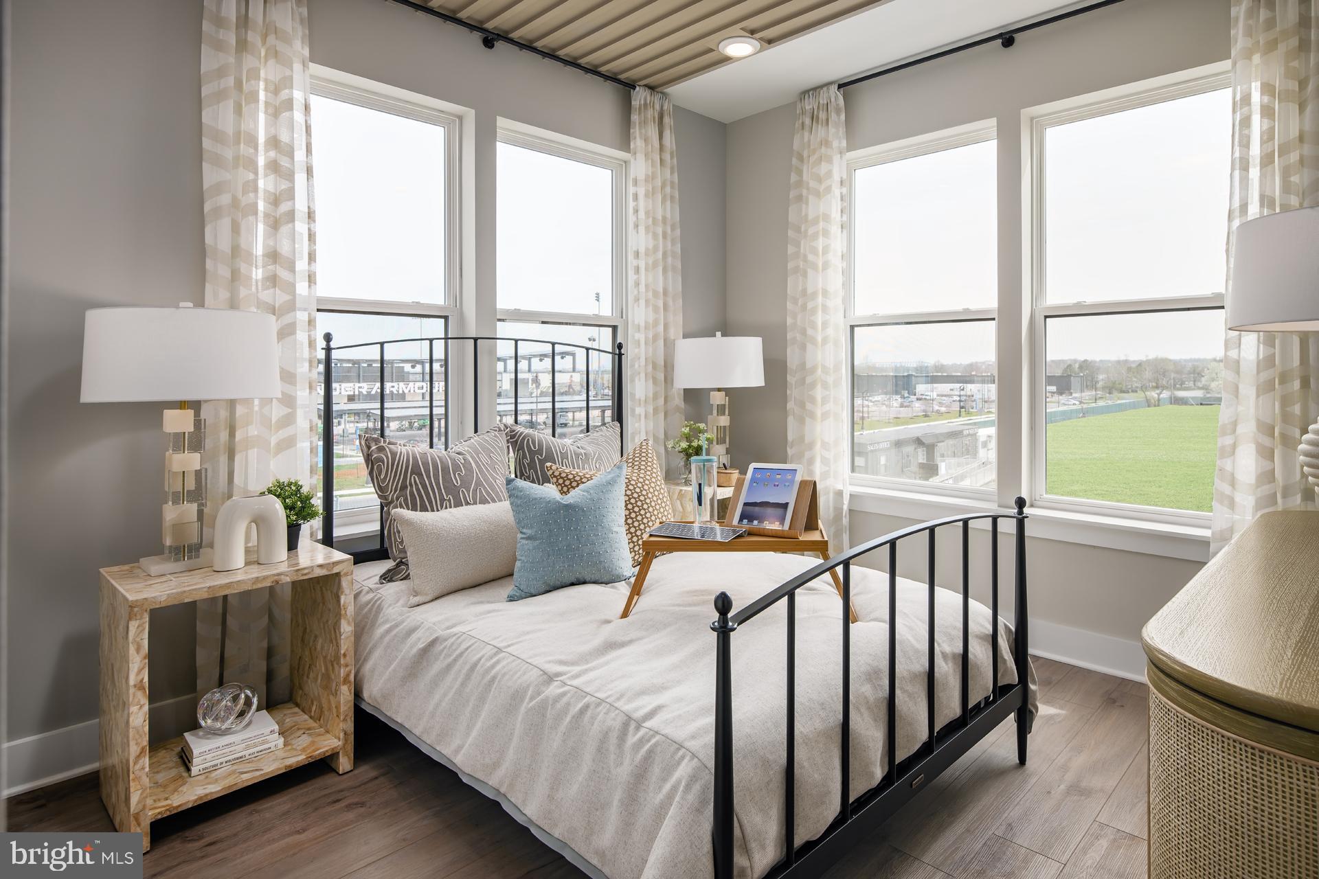 LOCKE LANDING - Residential