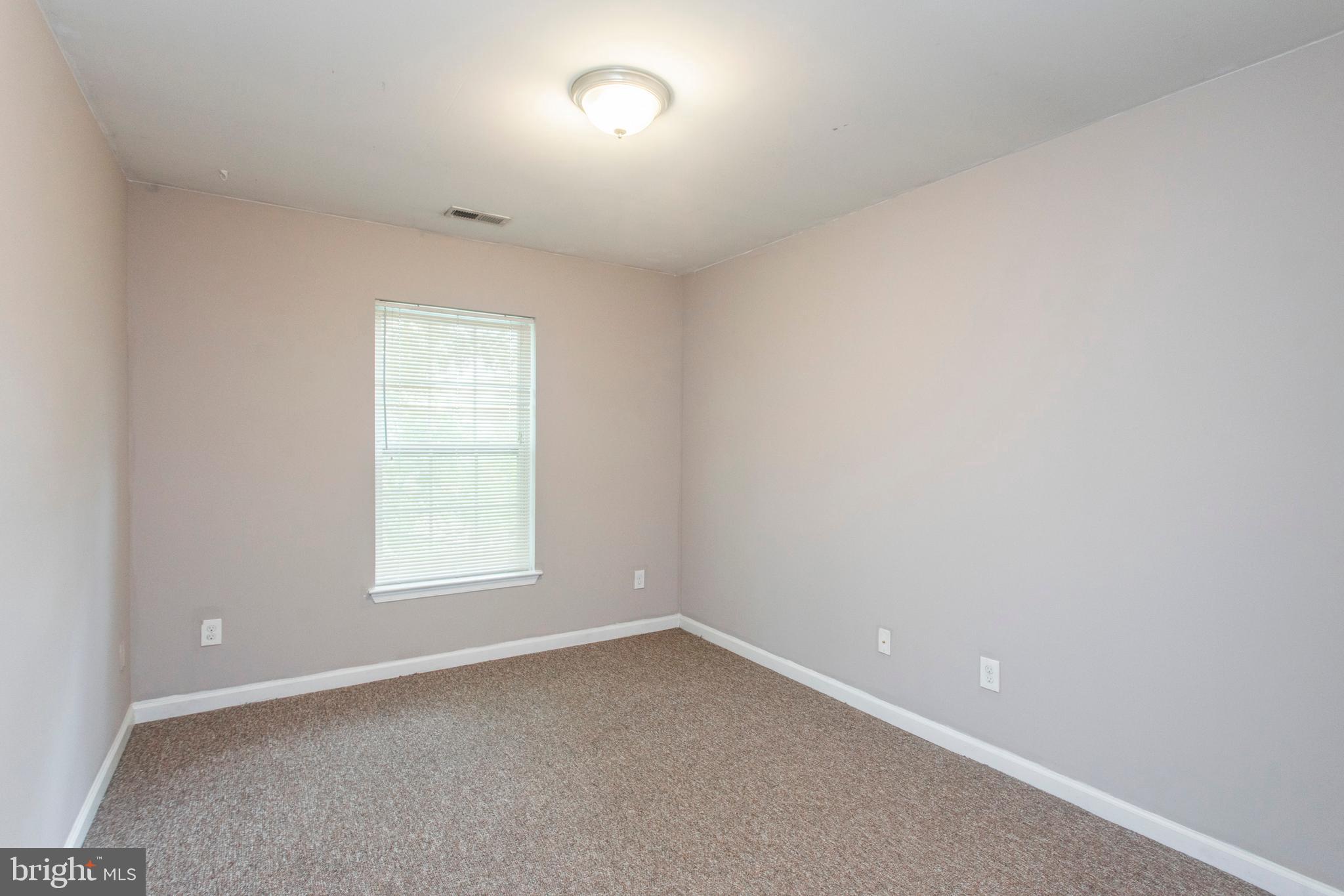 TEMPLE UNIVERSITY - Residential Lease