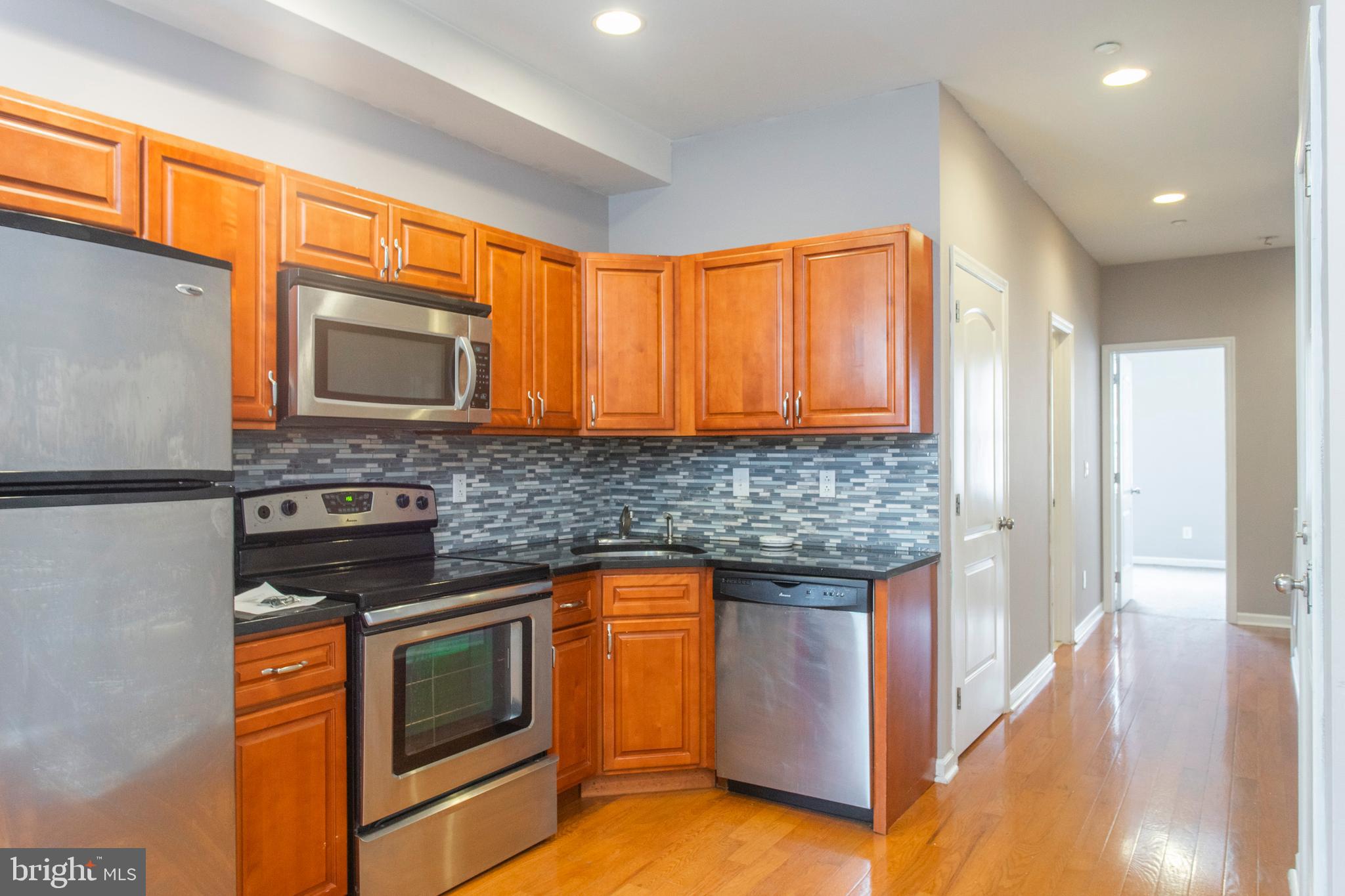 TEMPLE UNIVERSITY - Residential Lease