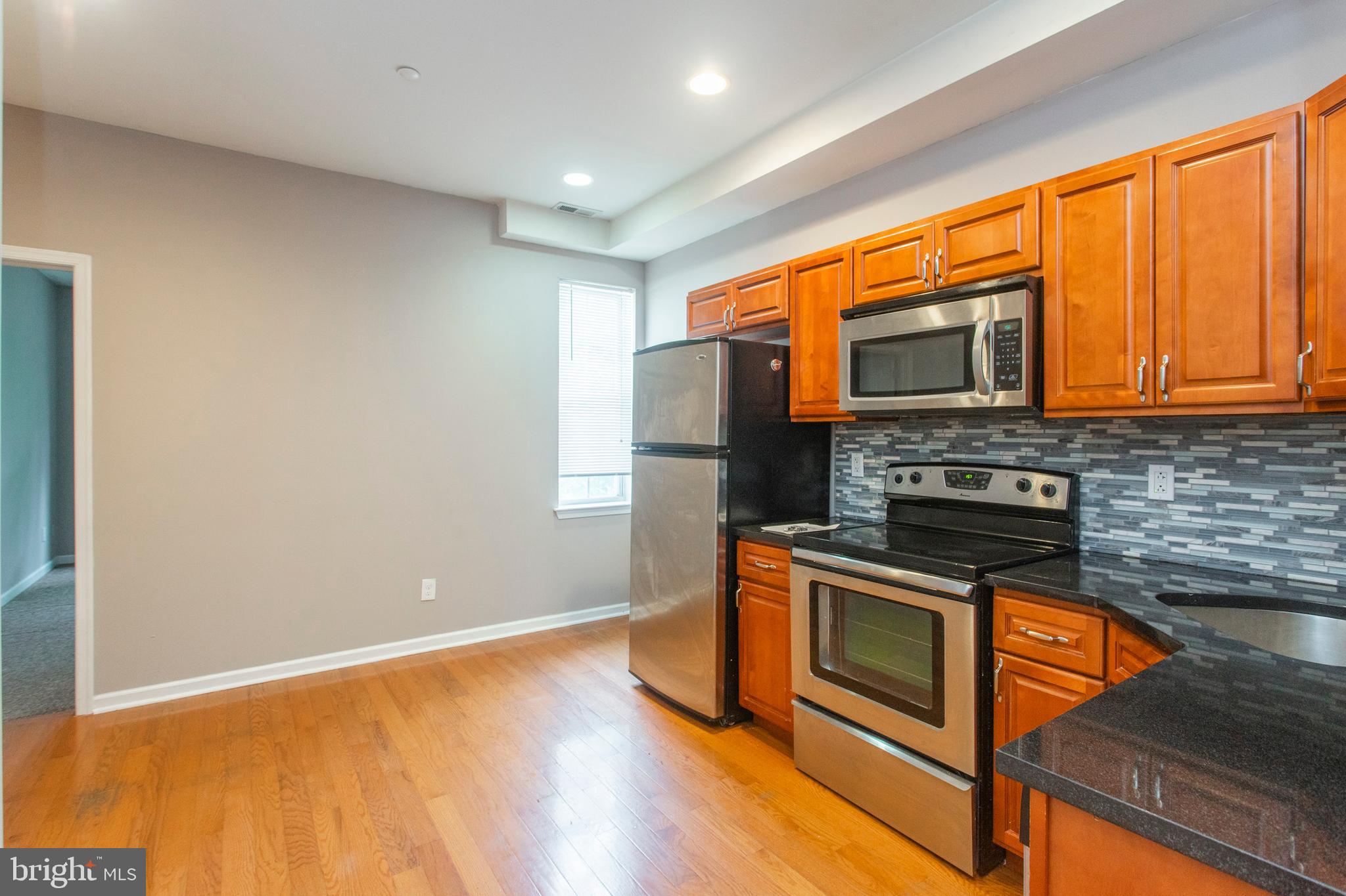 TEMPLE UNIVERSITY - Residential Lease
