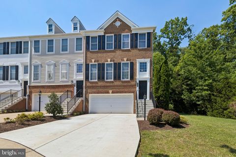 Photo of 14509 Crossfield Way, WOODBRIDGE, VA 22191 (MLS # VAPW2119484)
