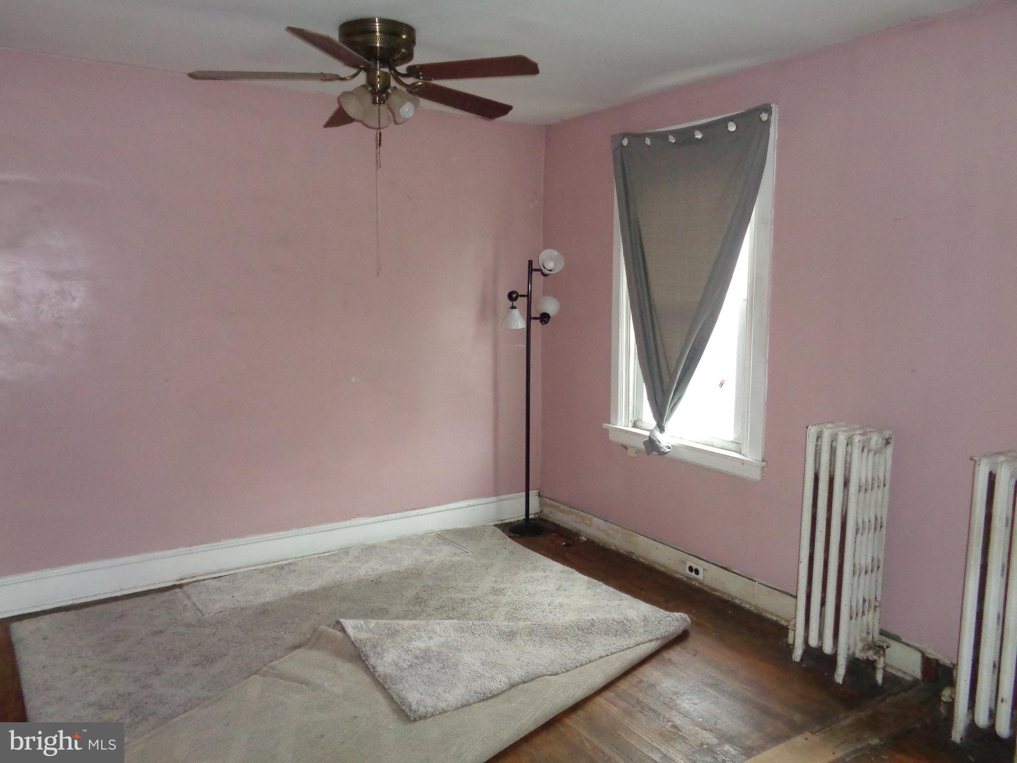 HOLMESBURG - Residential