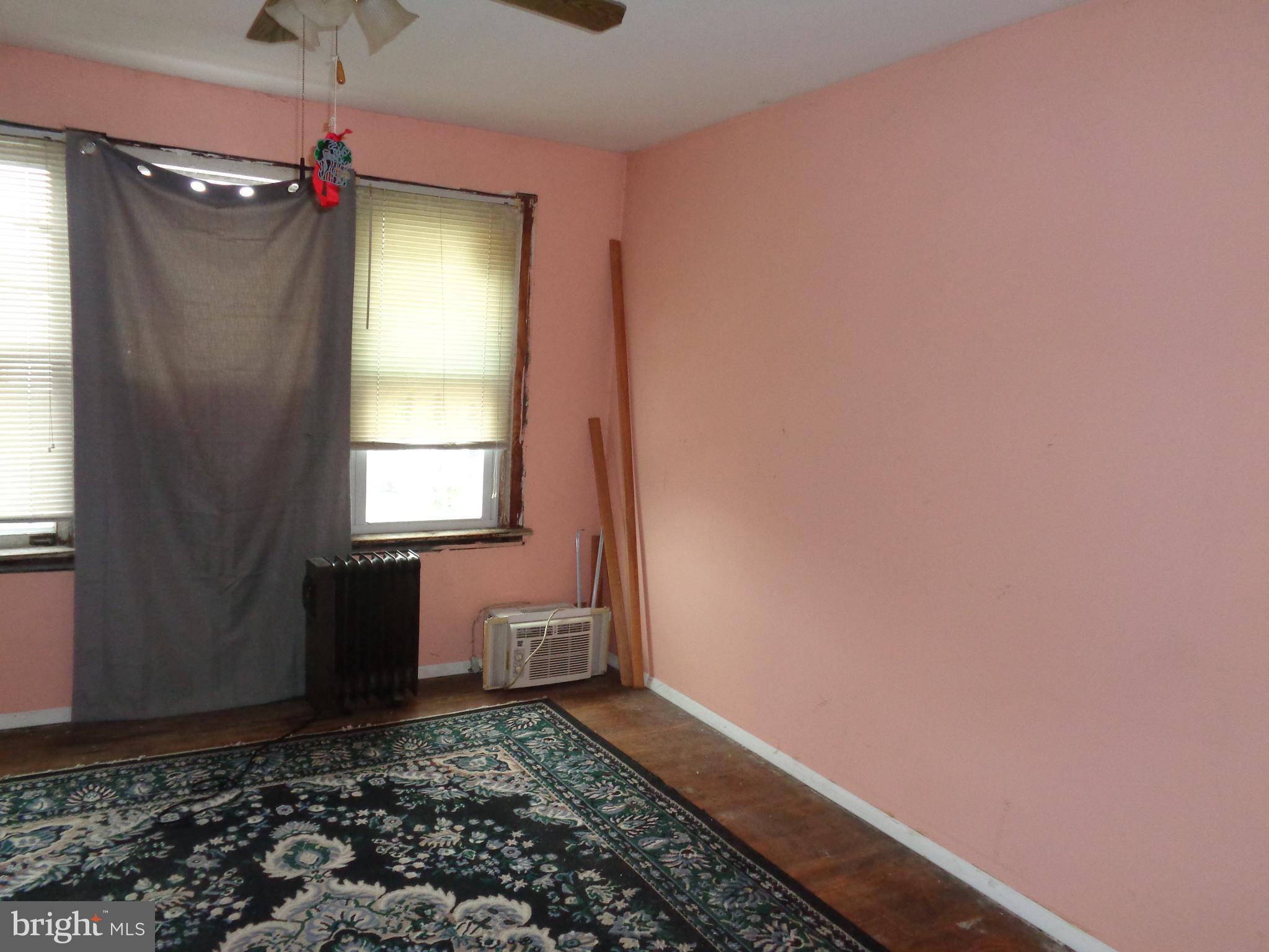 HOLMESBURG - Residential