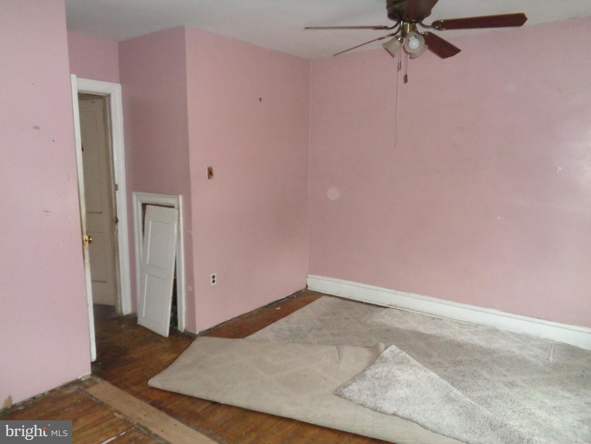 HOLMESBURG - Residential
