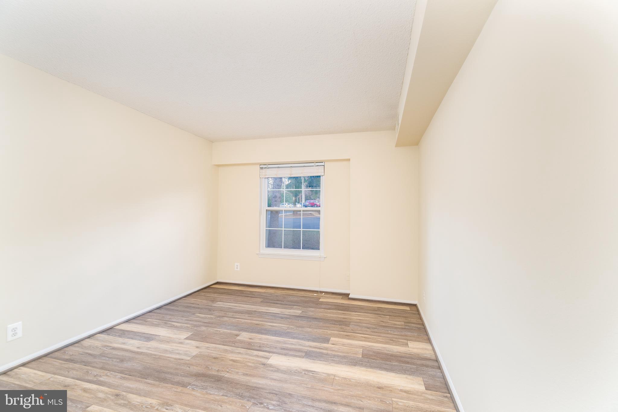 THE COLONIES - Residential