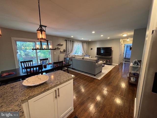 SUNRISE BEACH - Residential