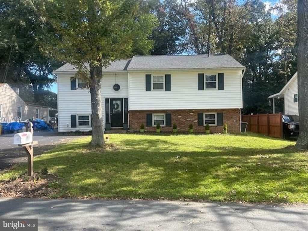 Photo of 765 Whitneys Landing Drive, CROWNSVILLE, MD 21032 (MLS # MDAA2128594)