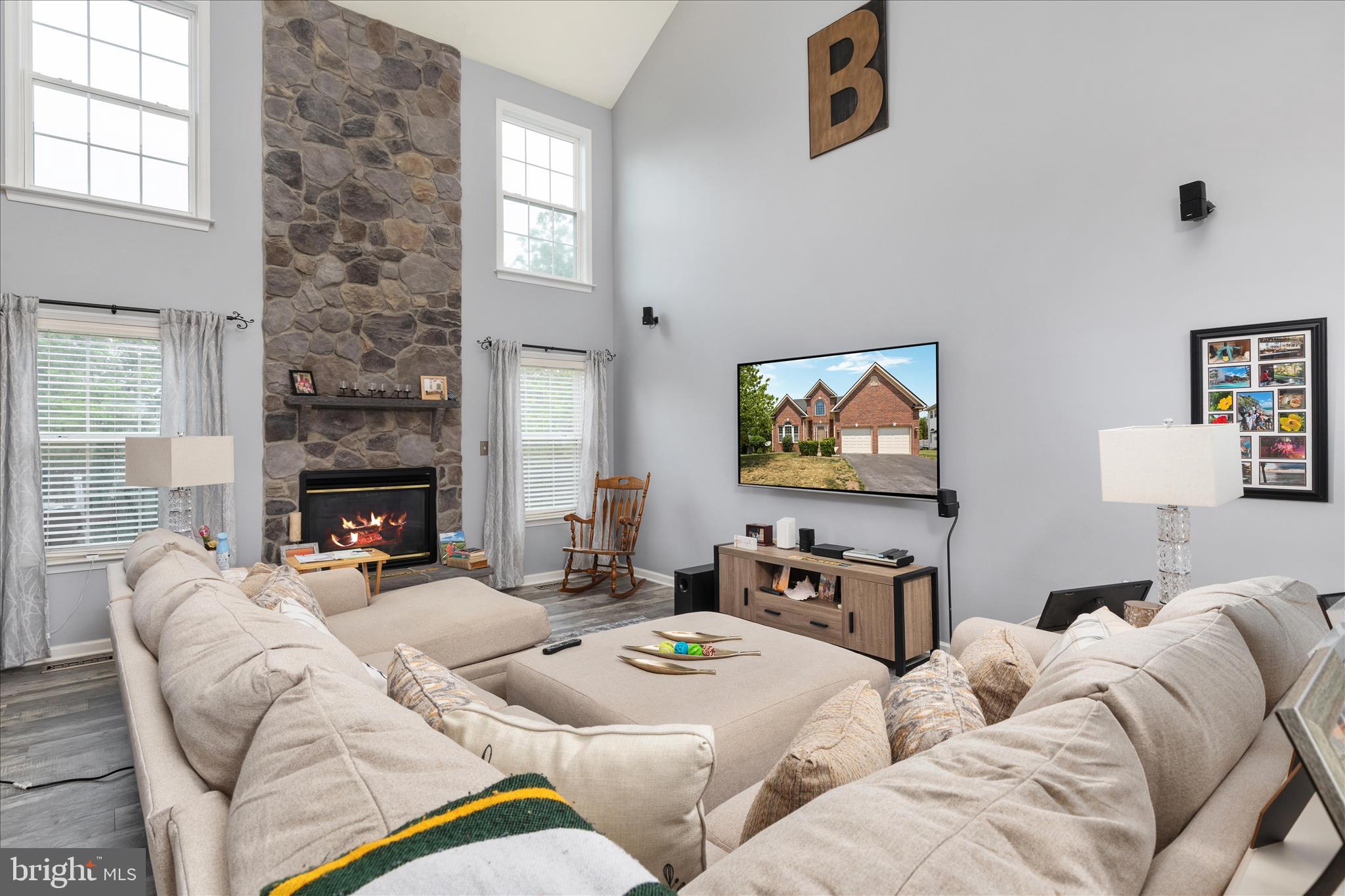 STONEBRIDGE - Residential