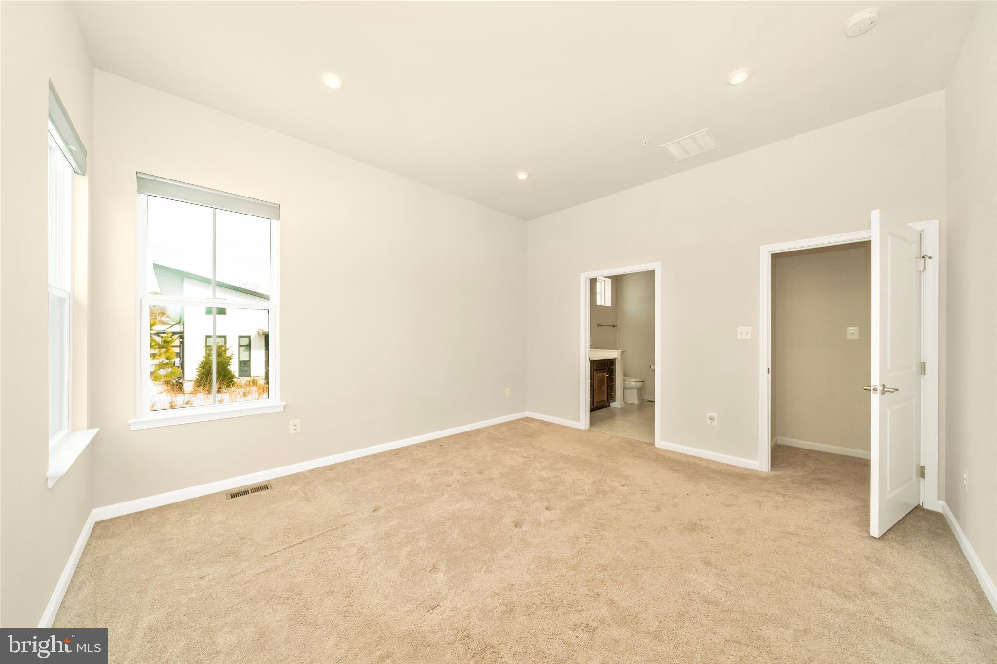 TANYARD SHORES - Residential