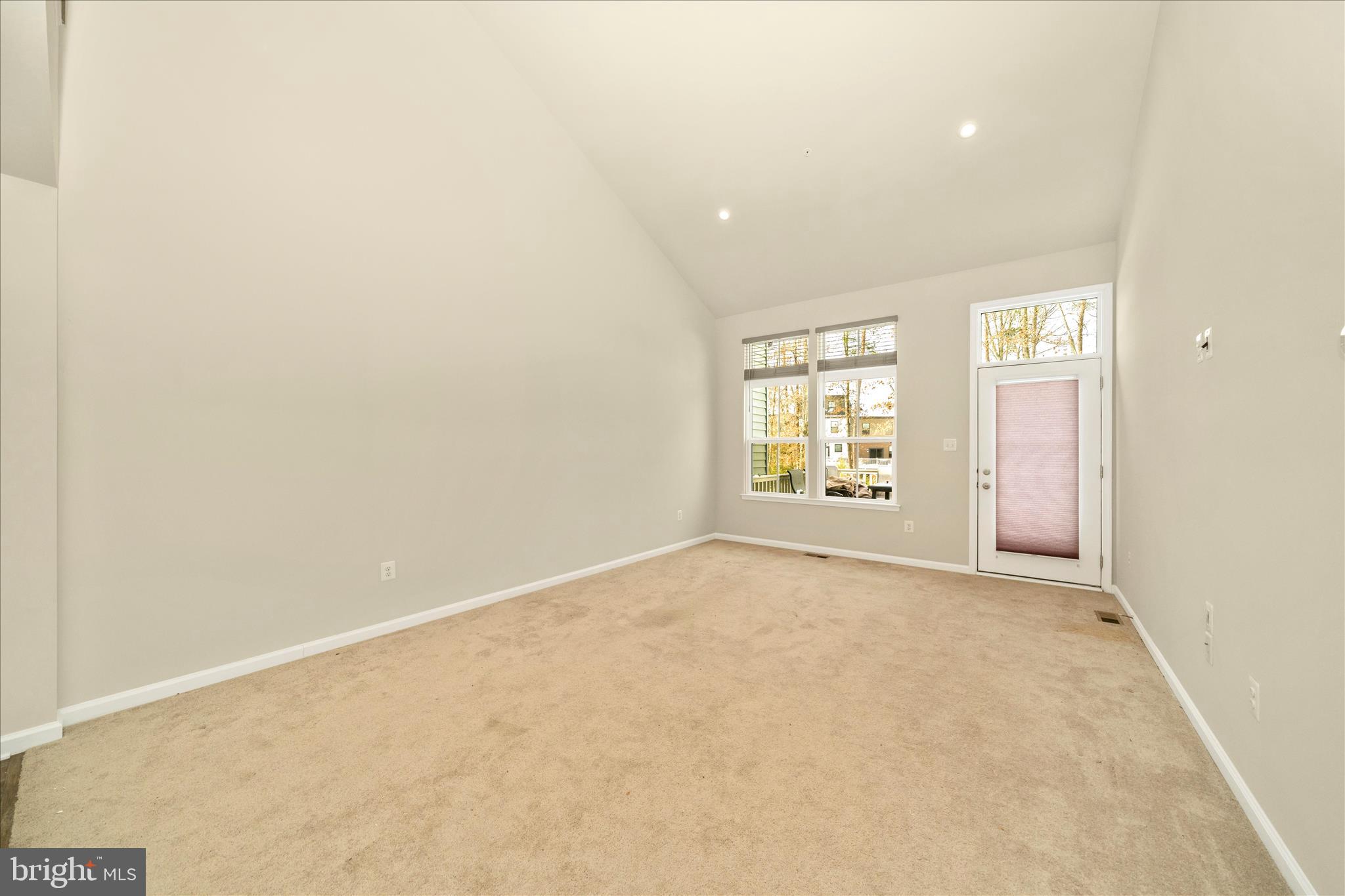 TANYARD SHORES - Residential