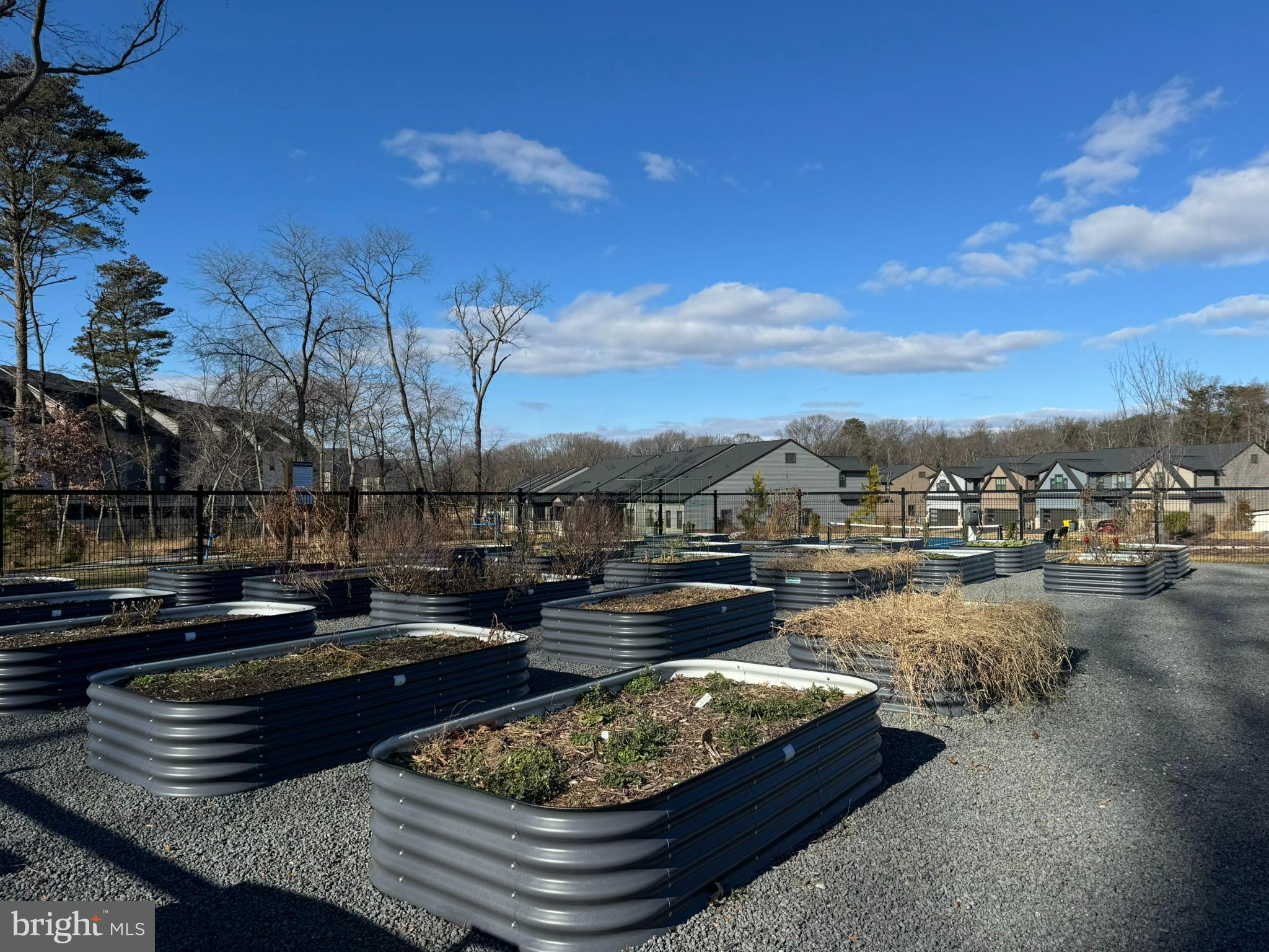 TANYARD SHORES - Residential