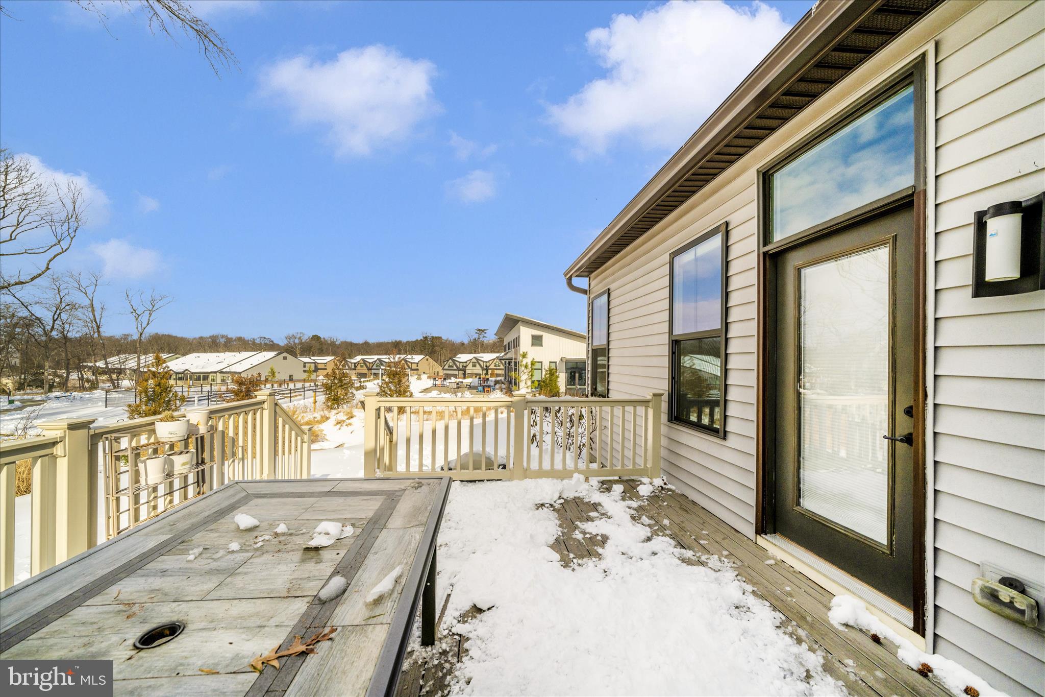 TANYARD SHORES - Residential