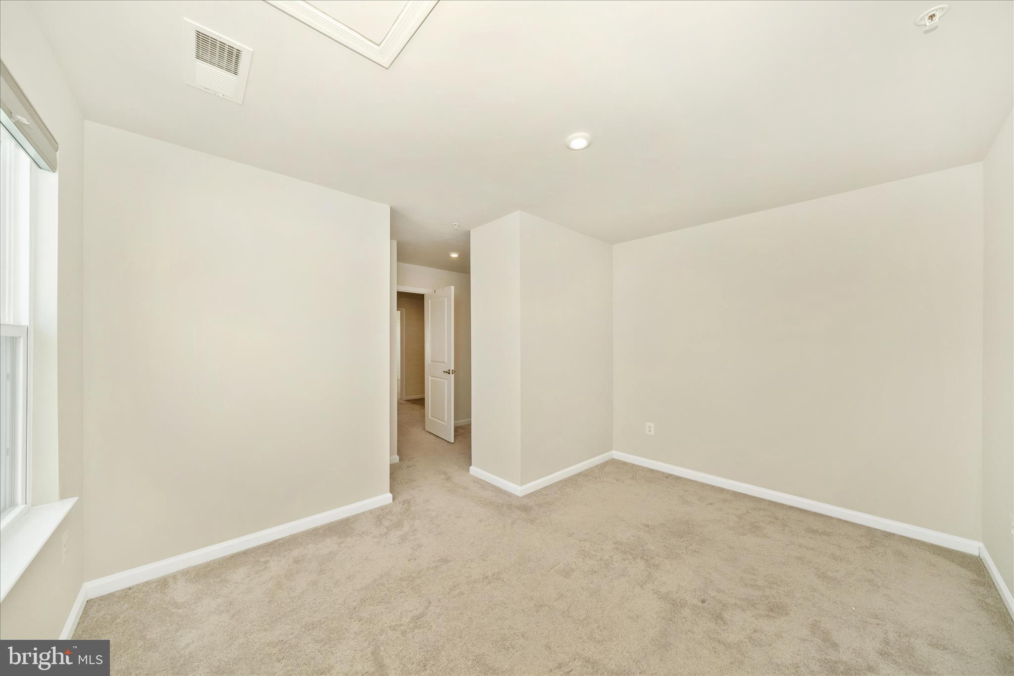 TANYARD SHORES - Residential