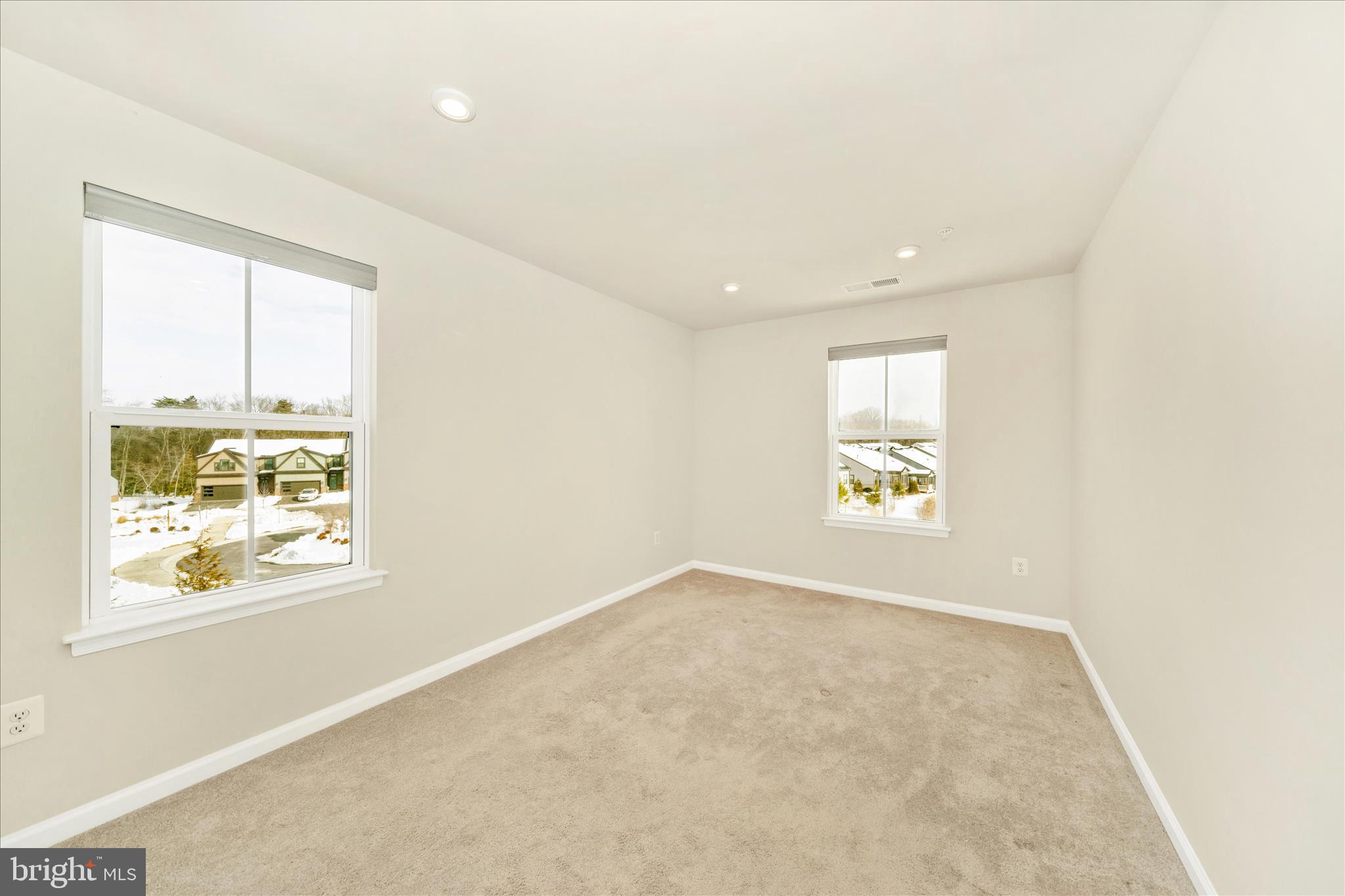 TANYARD SHORES - Residential