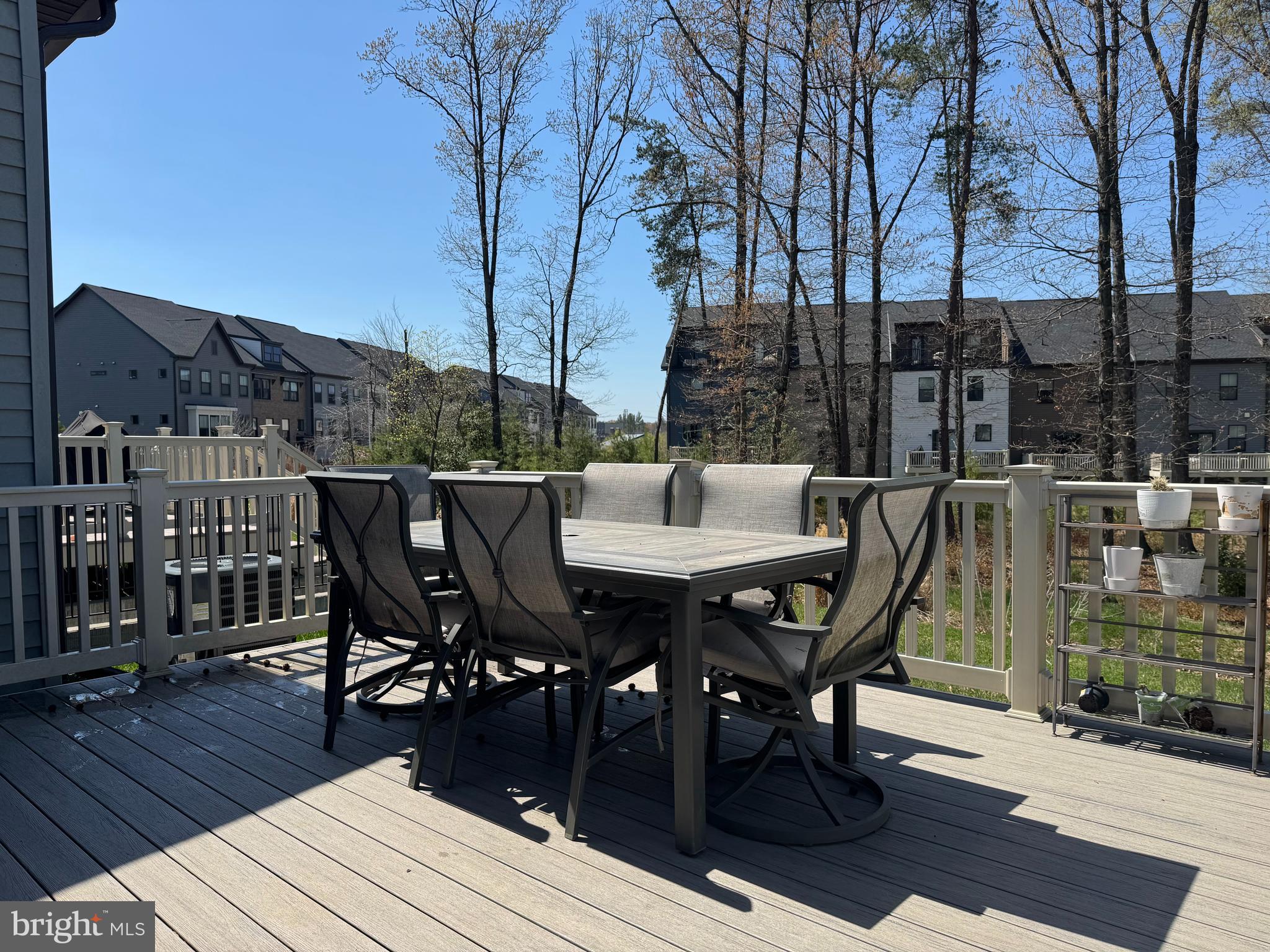 TANYARD SHORES - Residential