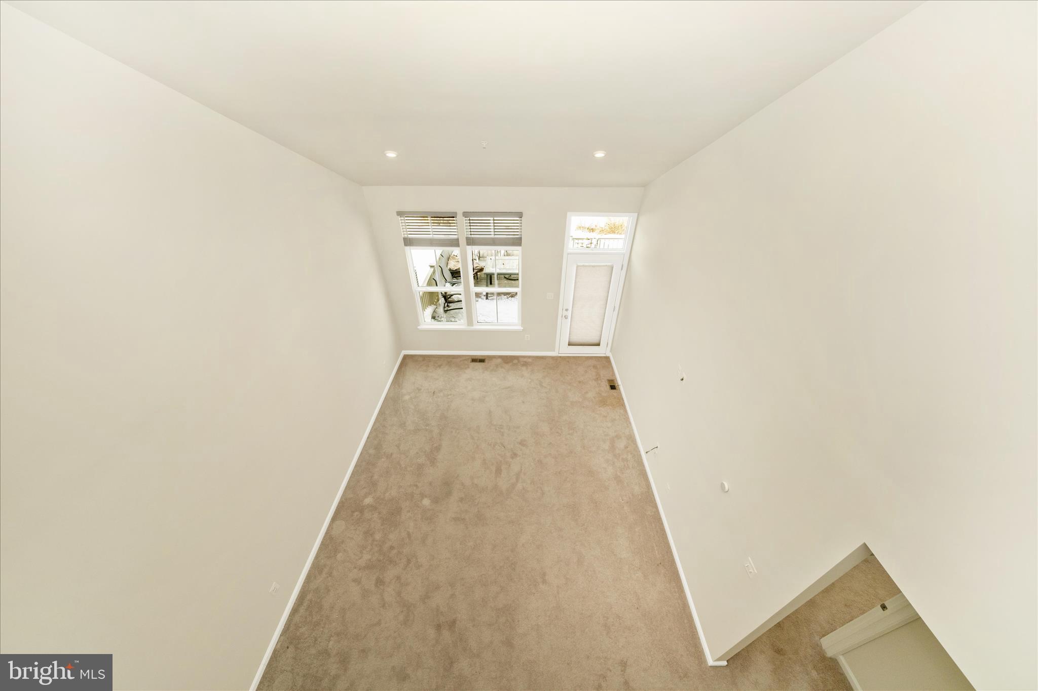 TANYARD SHORES - Residential