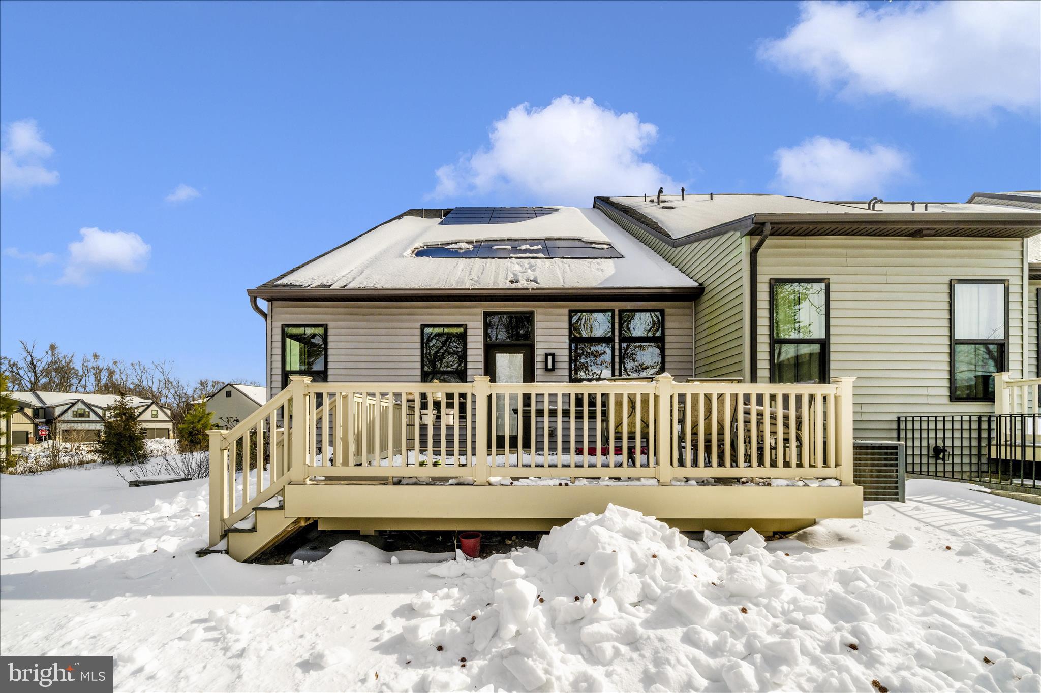 TANYARD SHORES - Residential