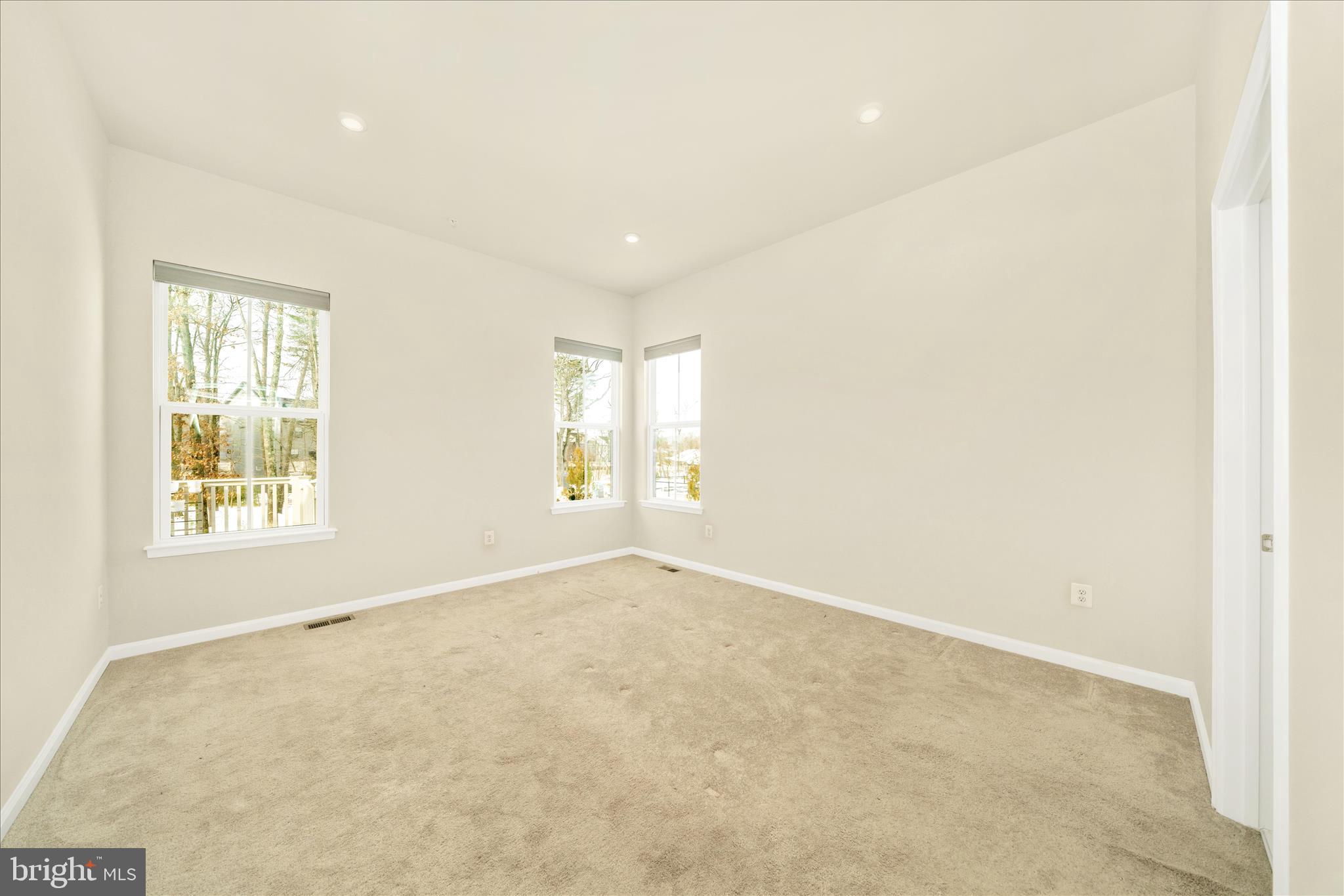 TANYARD SHORES - Residential