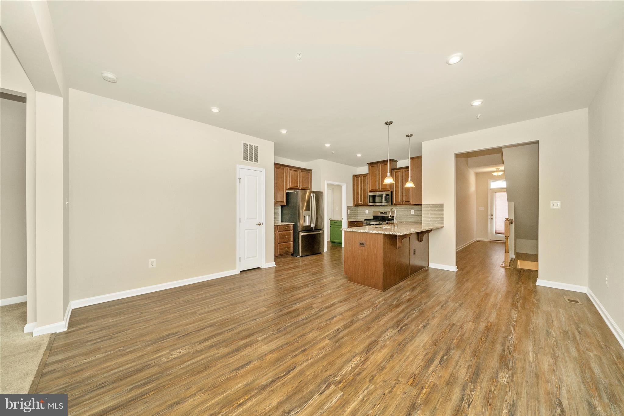TANYARD SHORES - Residential