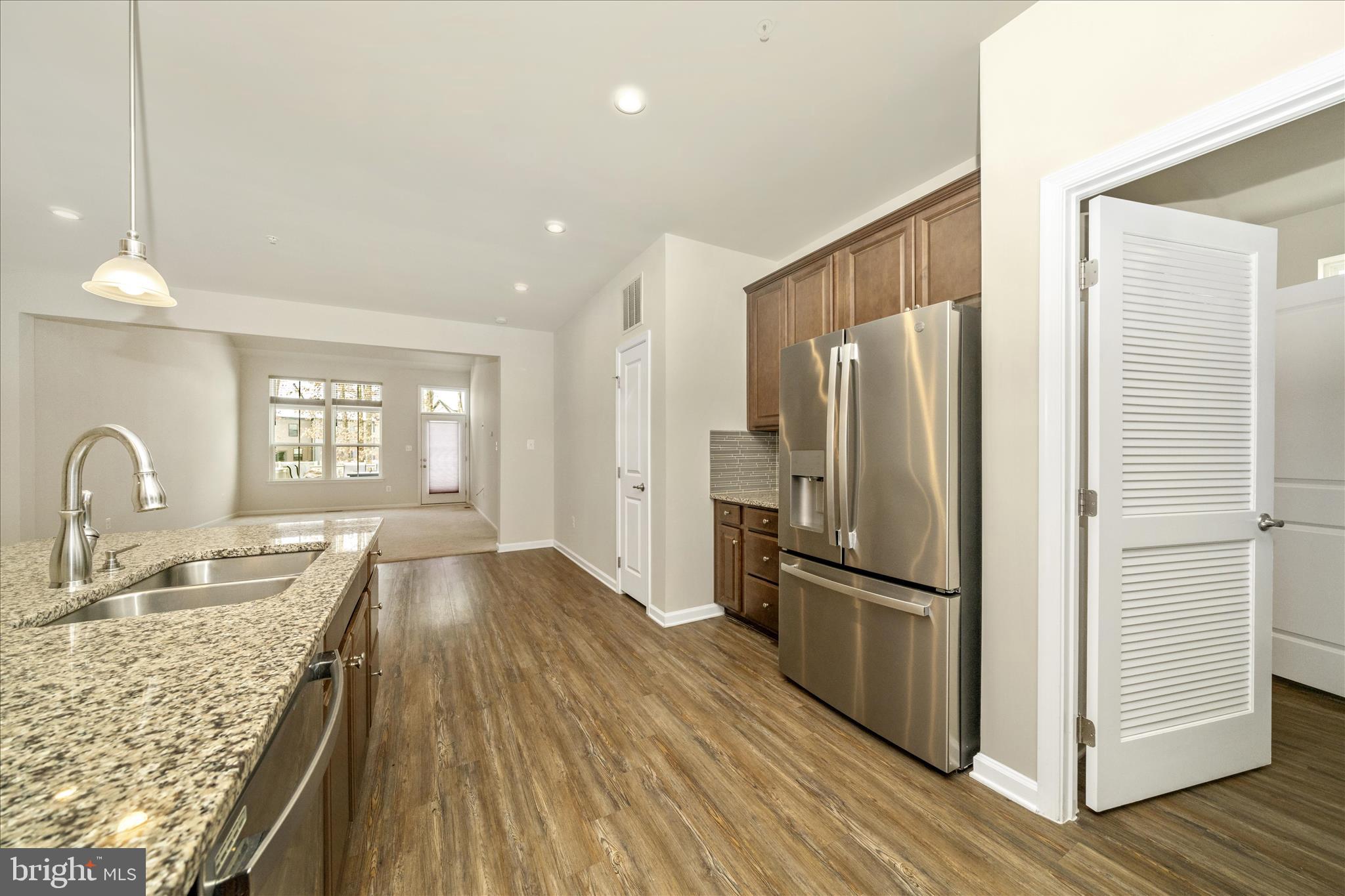 TANYARD SHORES - Residential