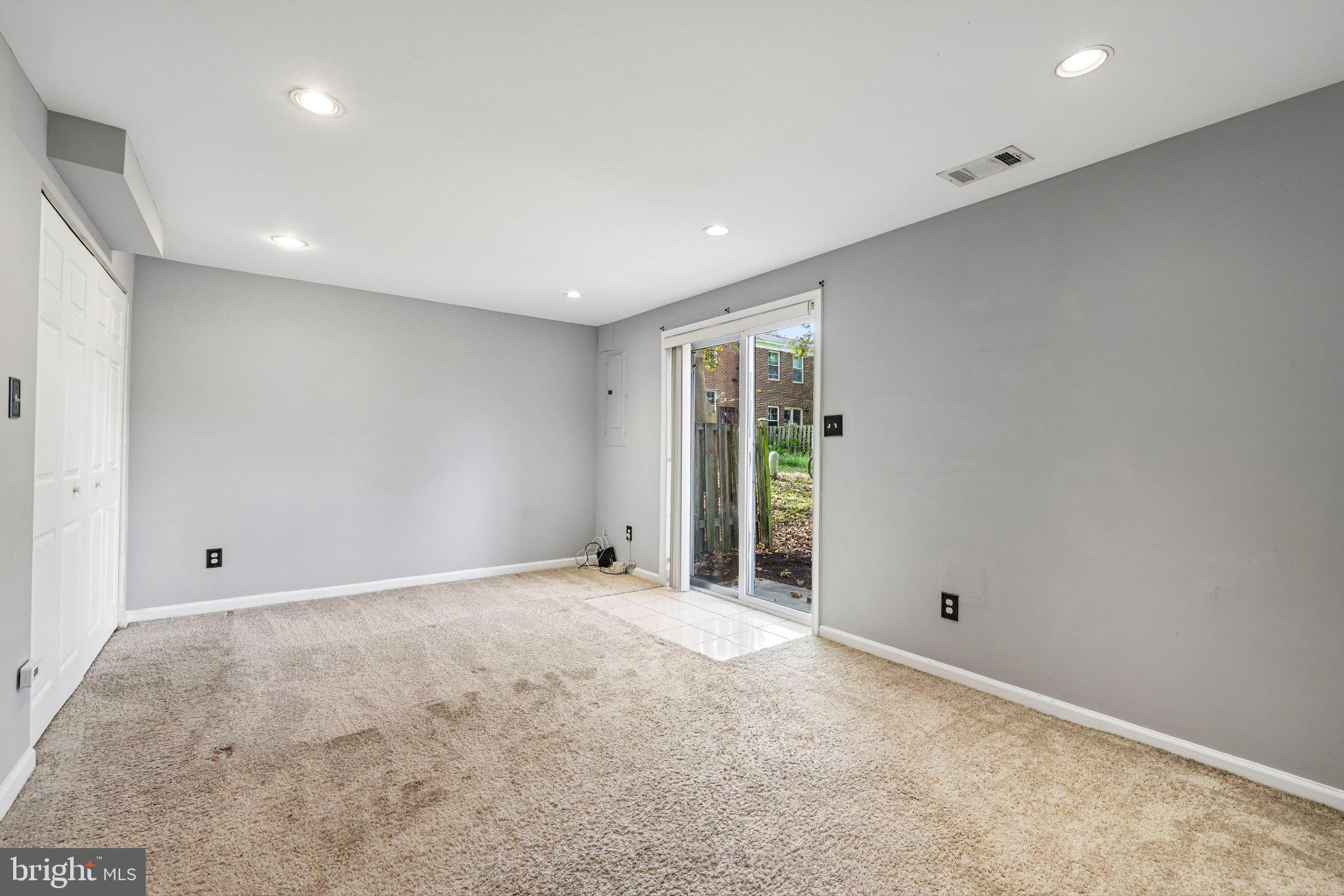 8839 HAYSHED LANE 8-2