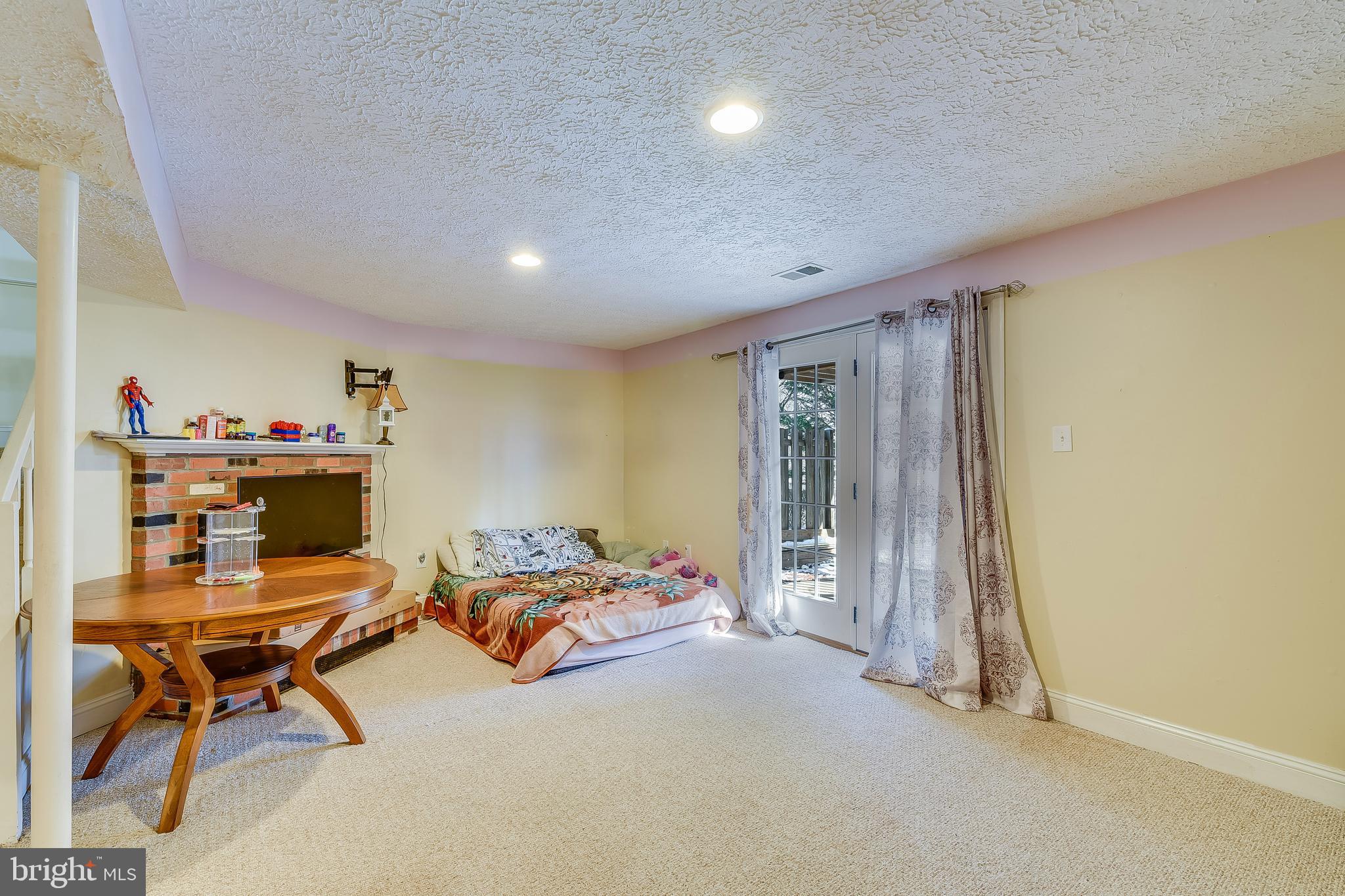 DAMASCUS MANOR - Residential