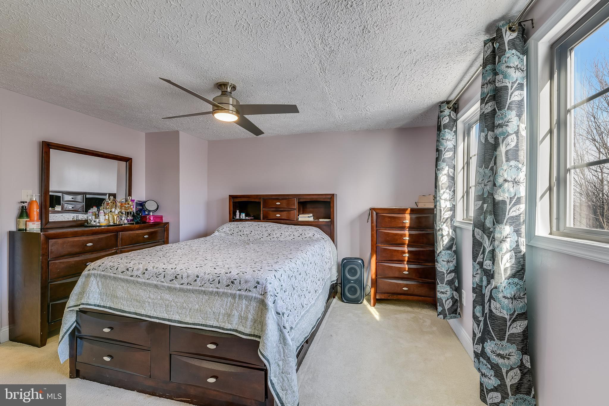 DAMASCUS MANOR - Residential