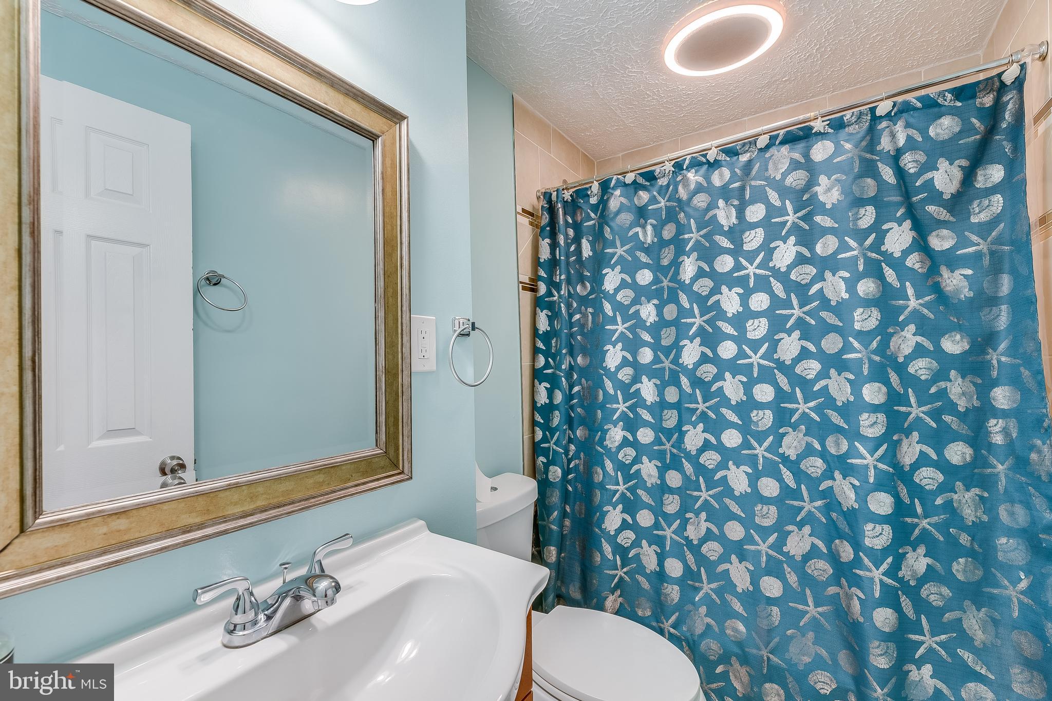 DAMASCUS MANOR - Residential