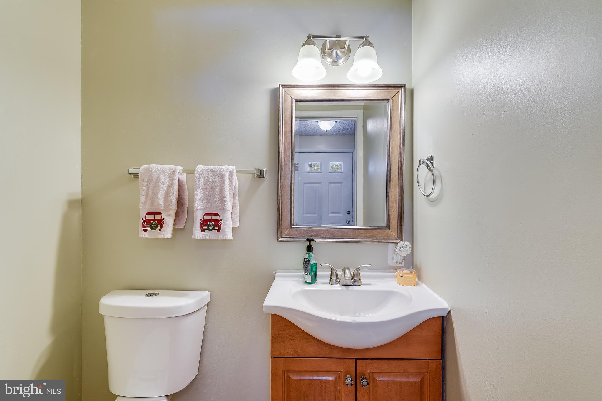 DAMASCUS MANOR - Residential