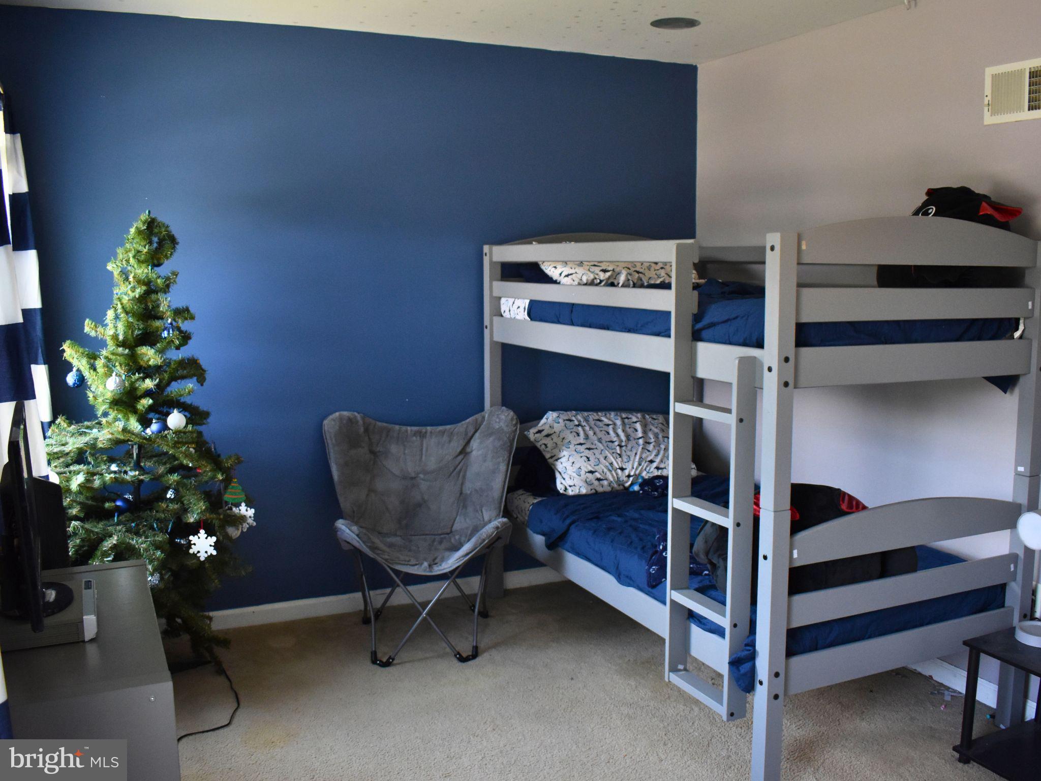 GRANDVIEW ACRES - Residential