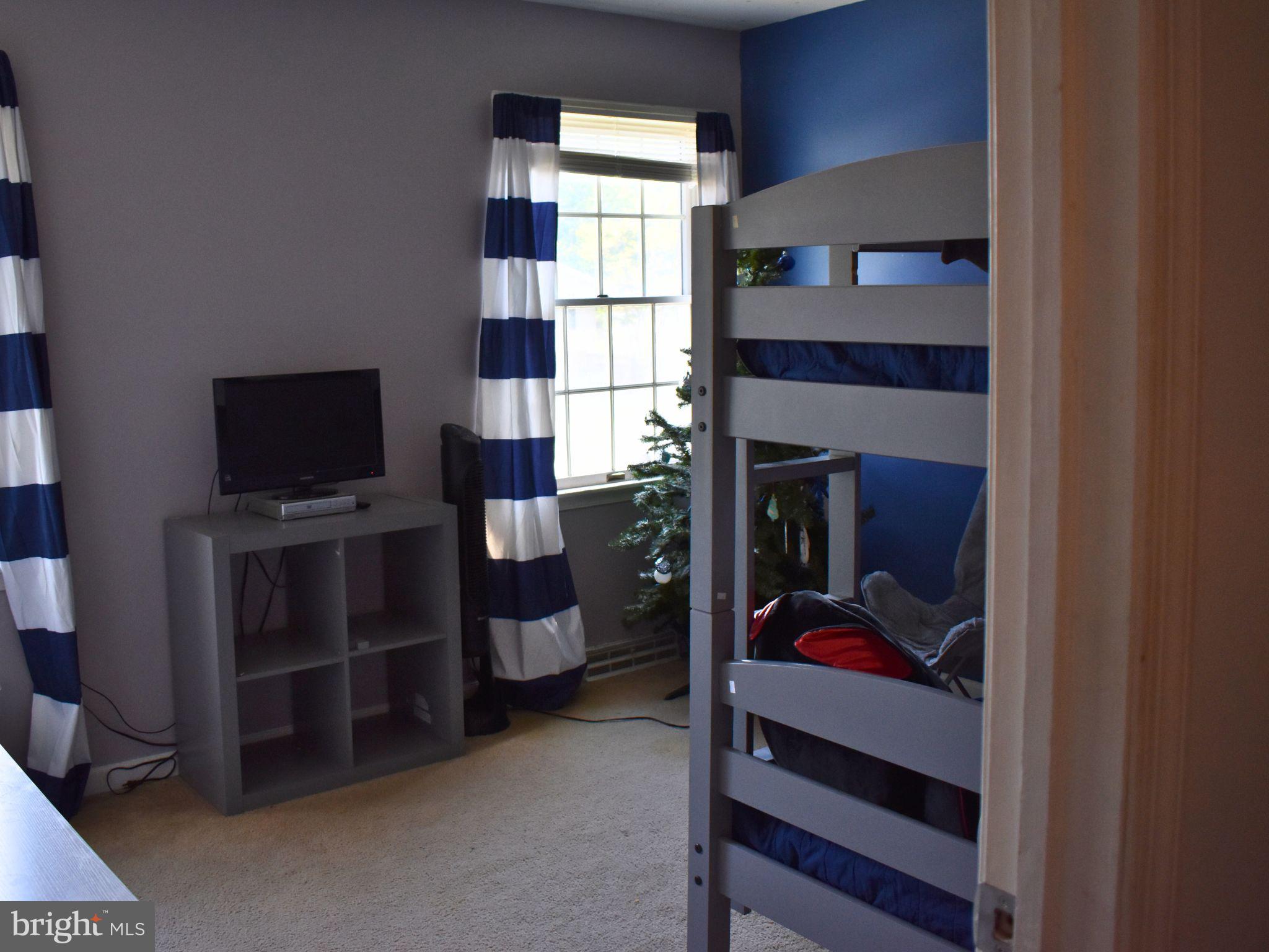 GRANDVIEW ACRES - Residential