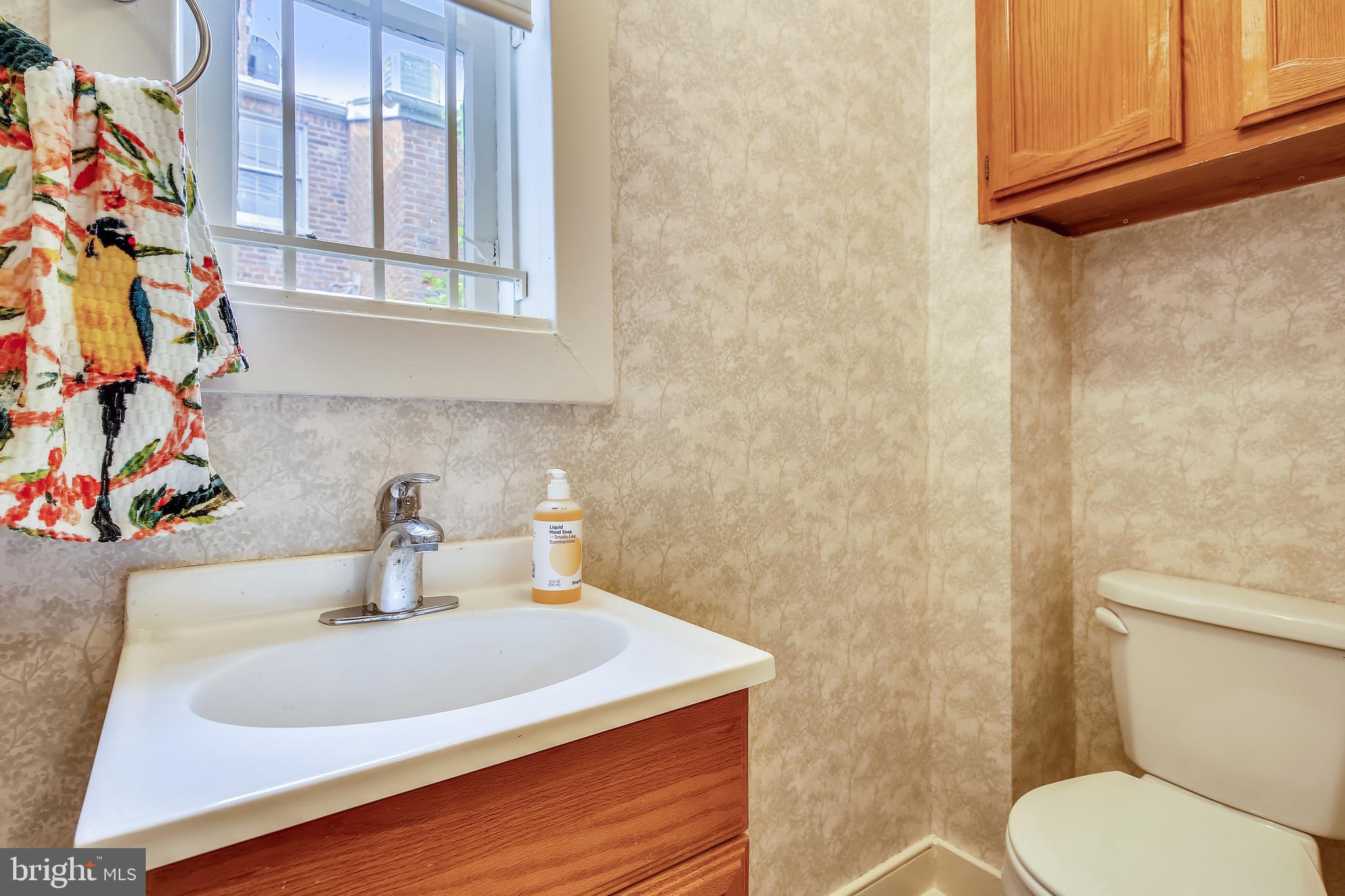 OLD TOWN ALEXANDRIA - Residential Income