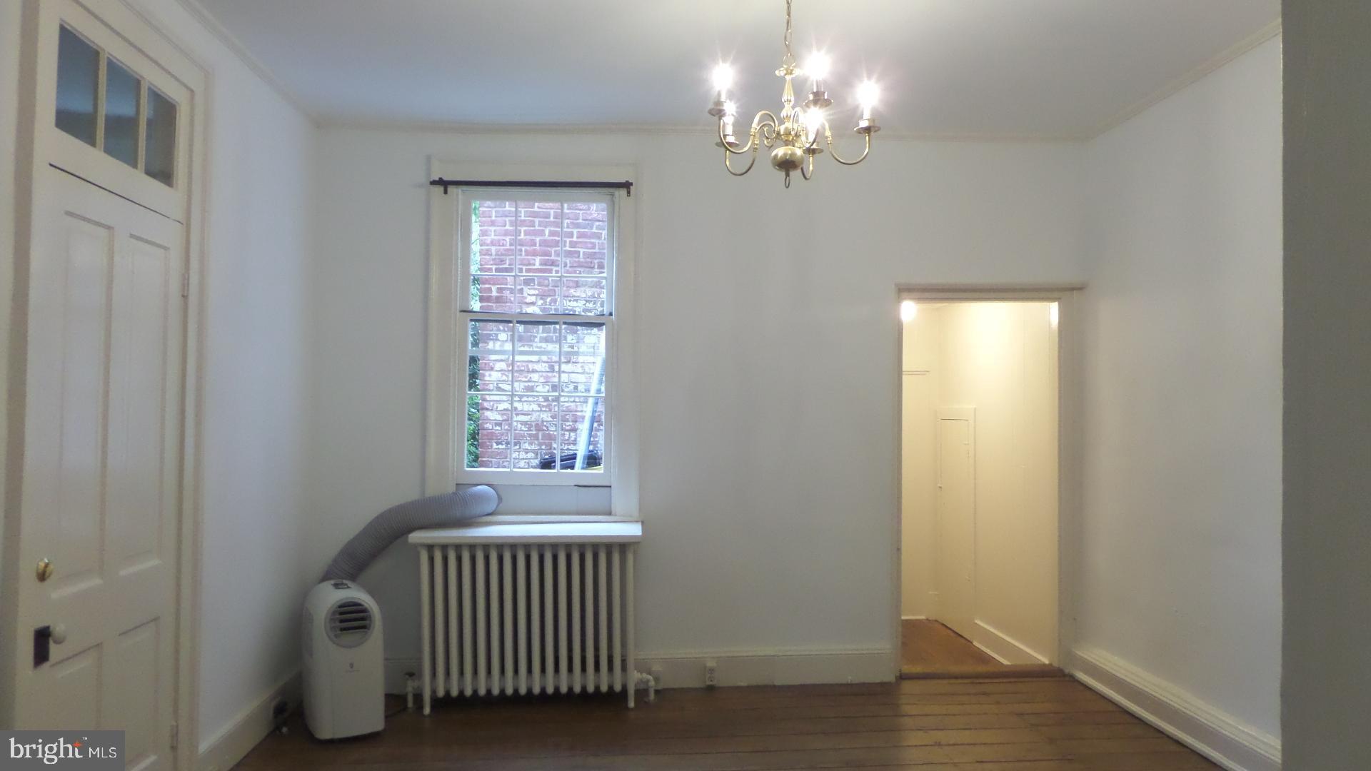 OLD TOWN ALEXANDRIA - Residential Income