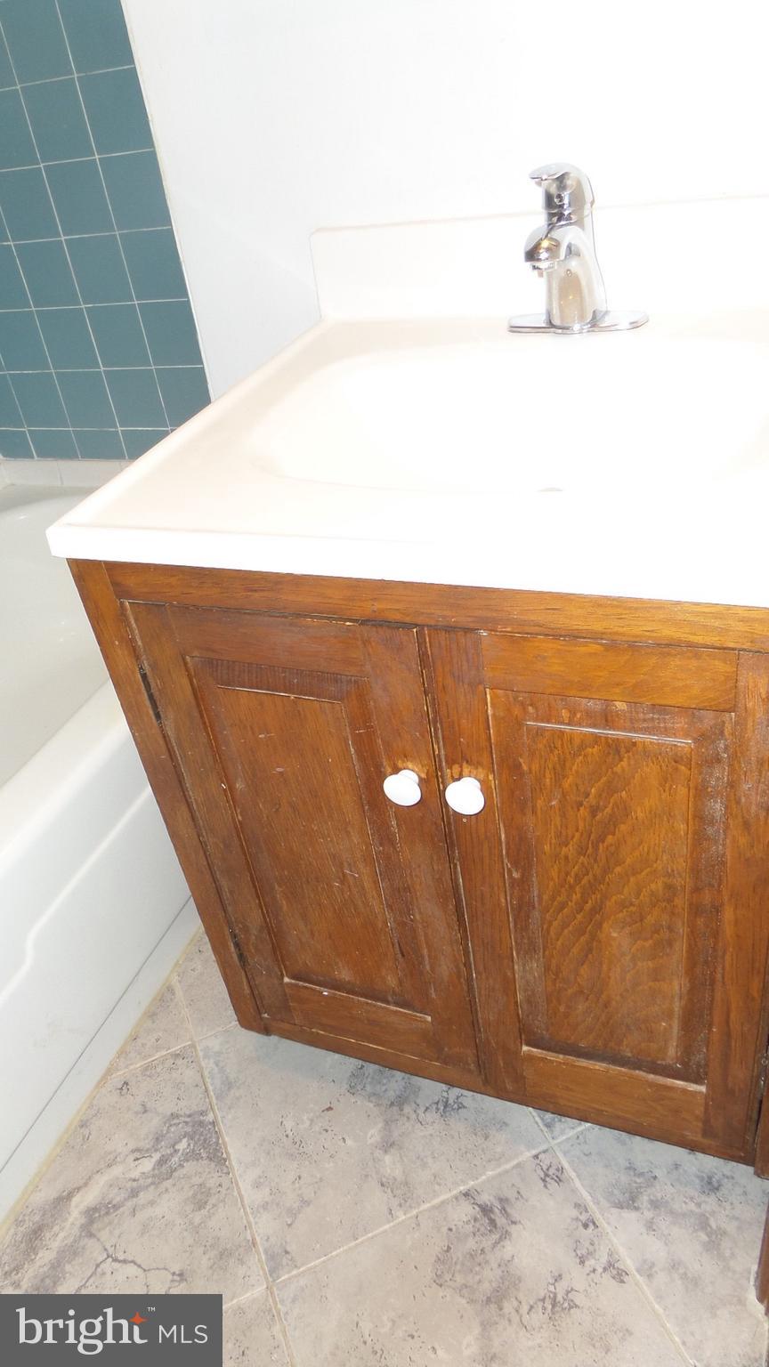 OLD TOWN ALEXANDRIA - Residential Income