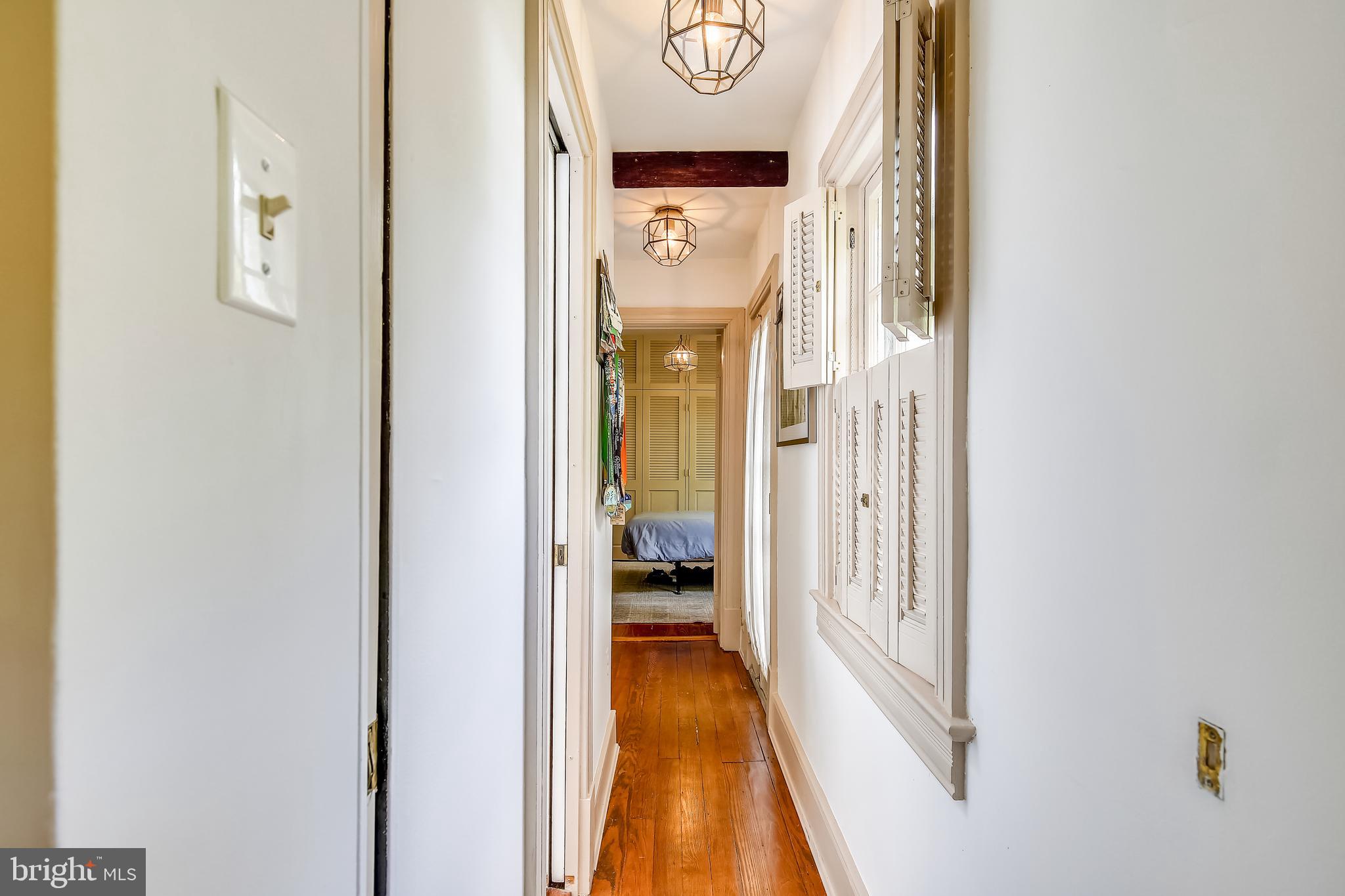 OLD TOWN ALEXANDRIA - Residential Income