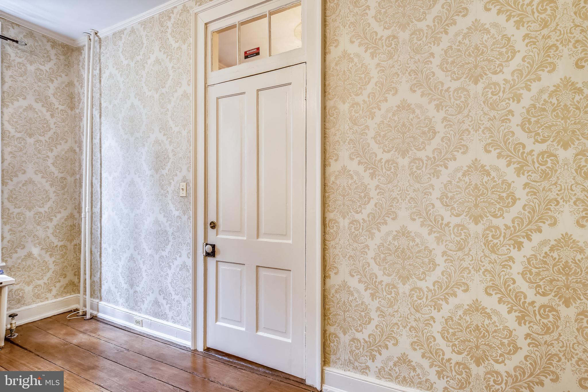 OLD TOWN ALEXANDRIA - Residential Income