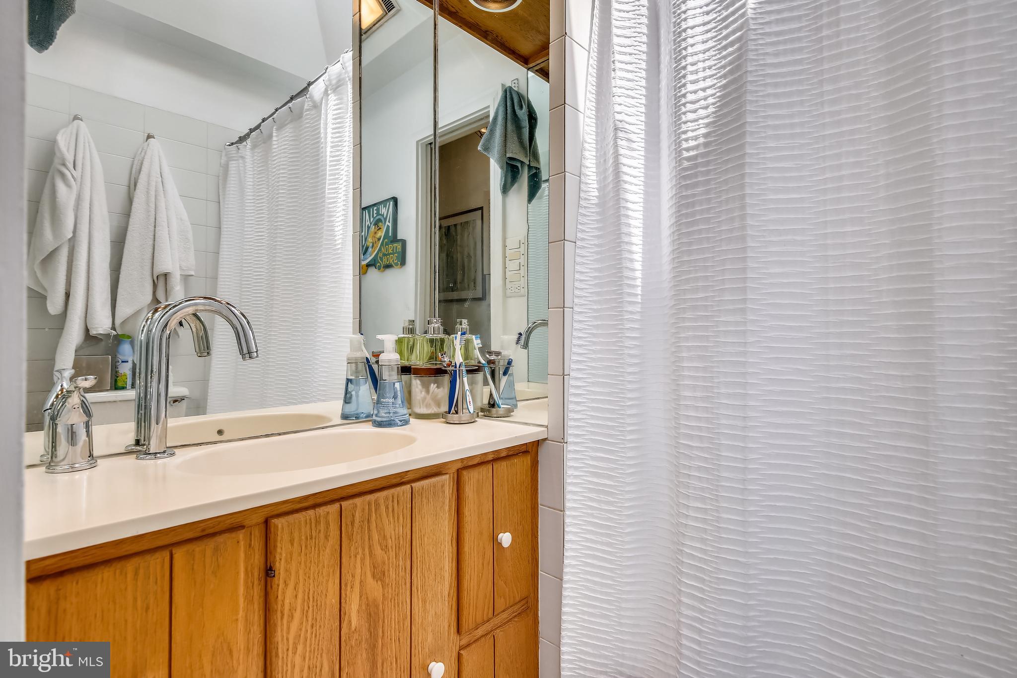 OLD TOWN ALEXANDRIA - Residential Income