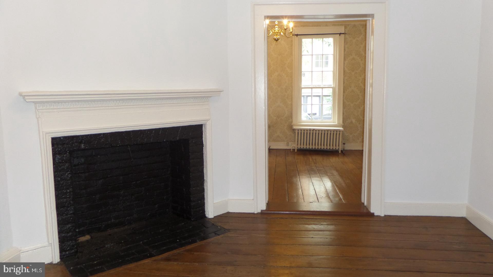 OLD TOWN ALEXANDRIA - Residential Income