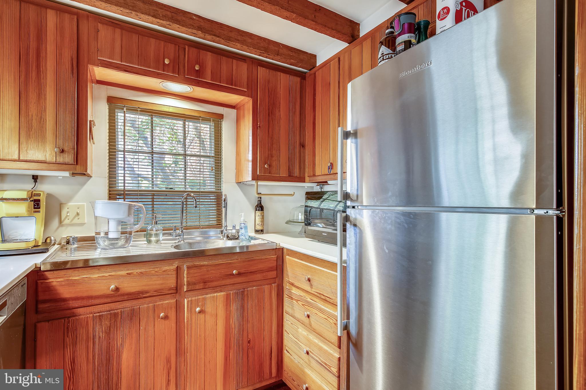 OLD TOWN ALEXANDRIA - Residential Income